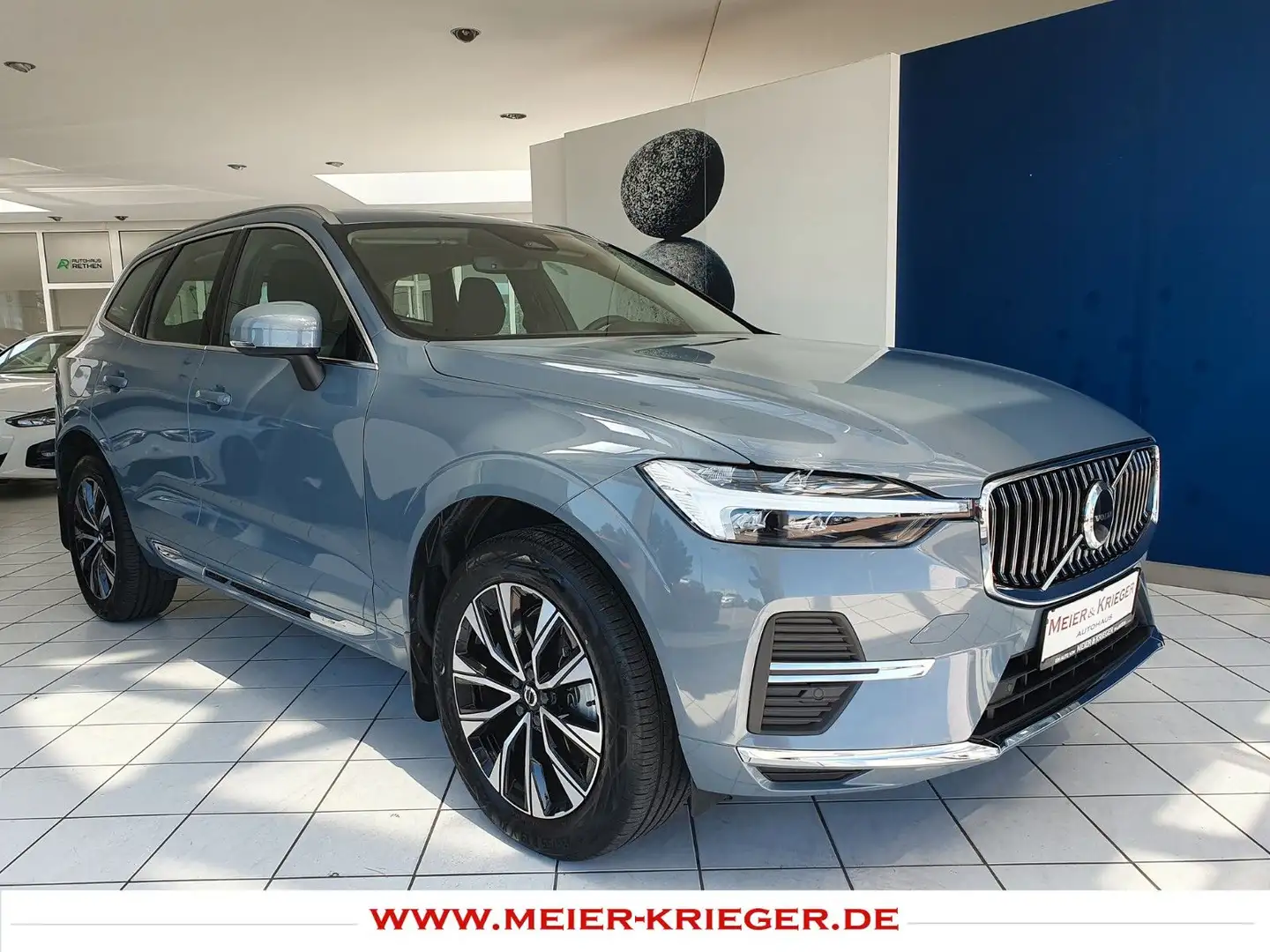 Volvo XC60 B4 Plus Bright 2WD/Pano/AHK/H&K/Leder/19" Gris - 1