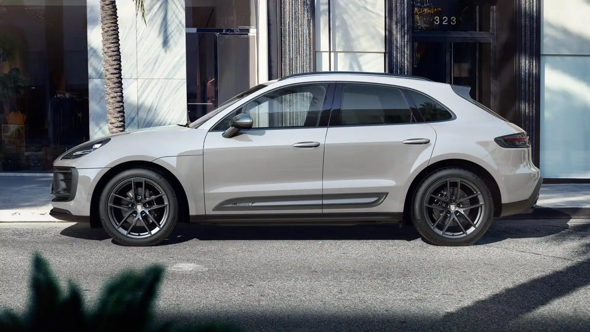 Porsche Macan T | Pano | Camera | 75L | Privacy | Sport Chrono Grau - 2