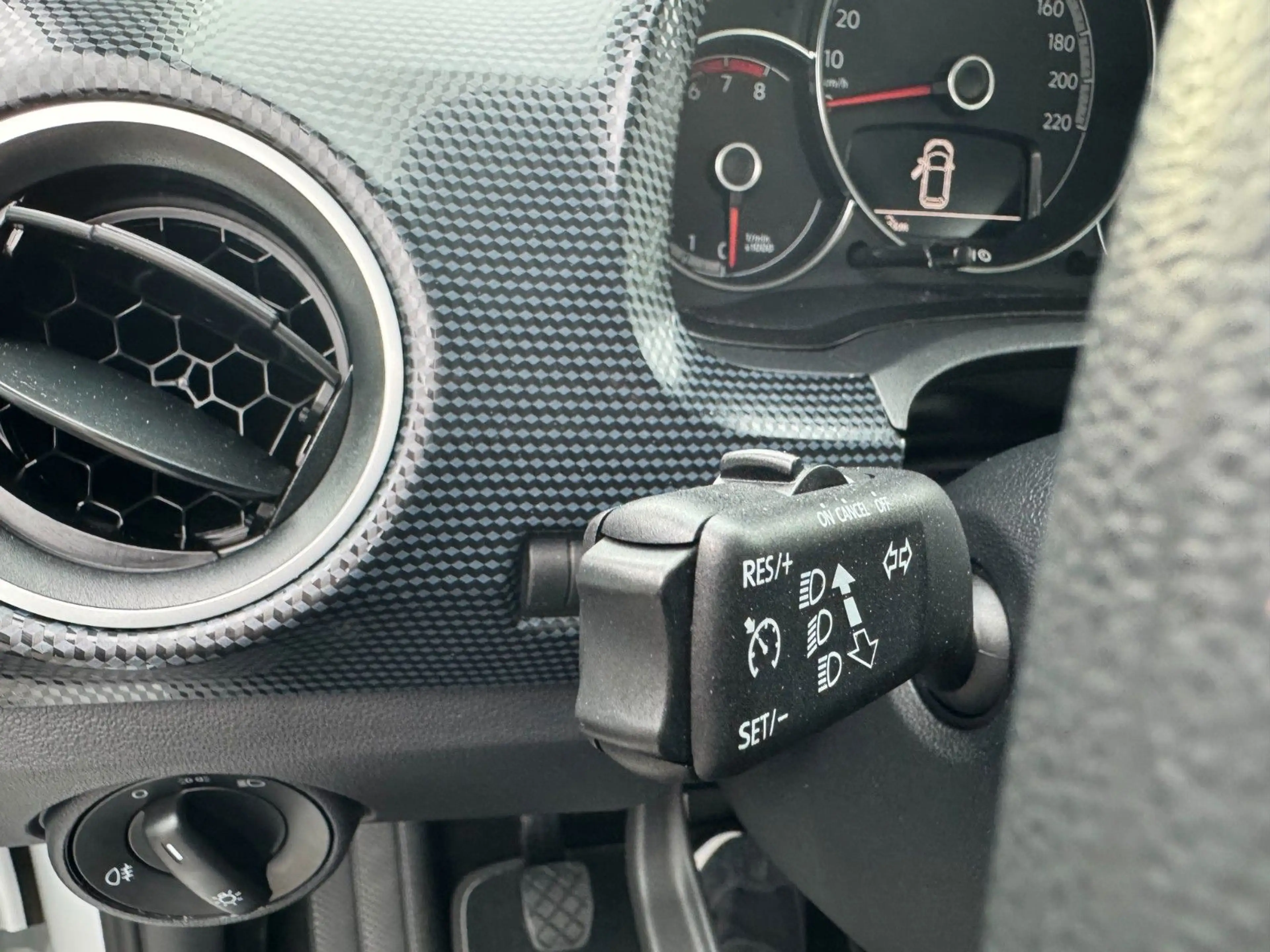 Volkswagen up! 38Tkm Cam Garantie HU Neu — photo 14