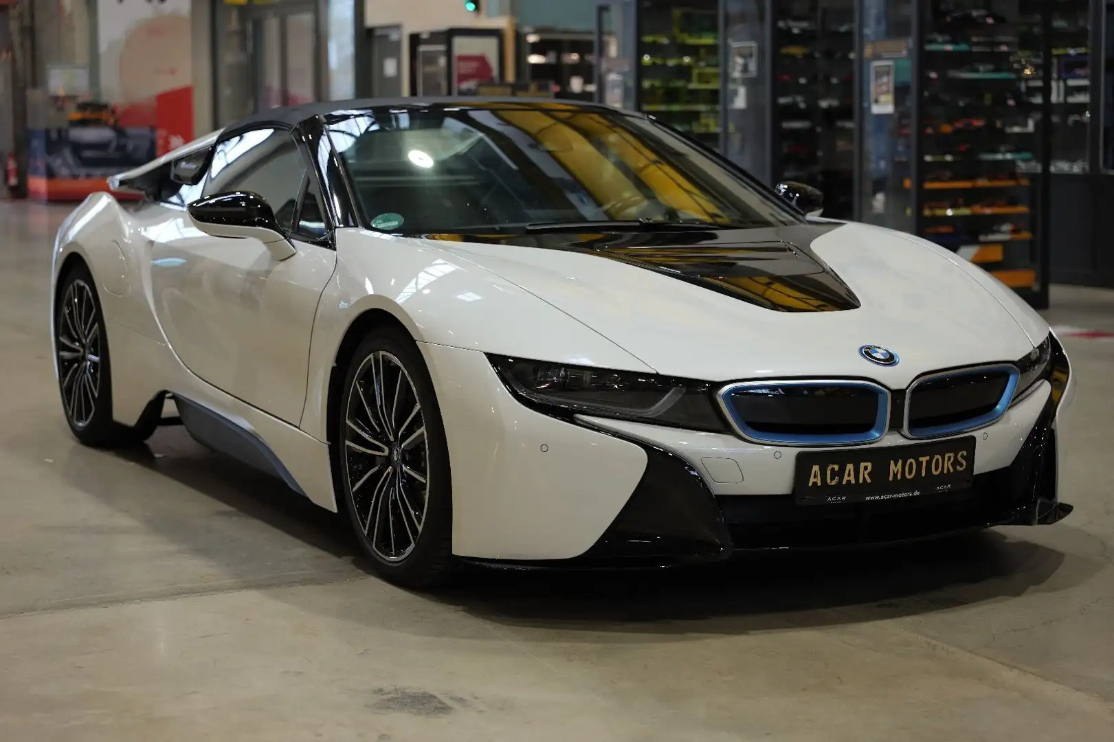BMW i8 Roadster Blanc - 1