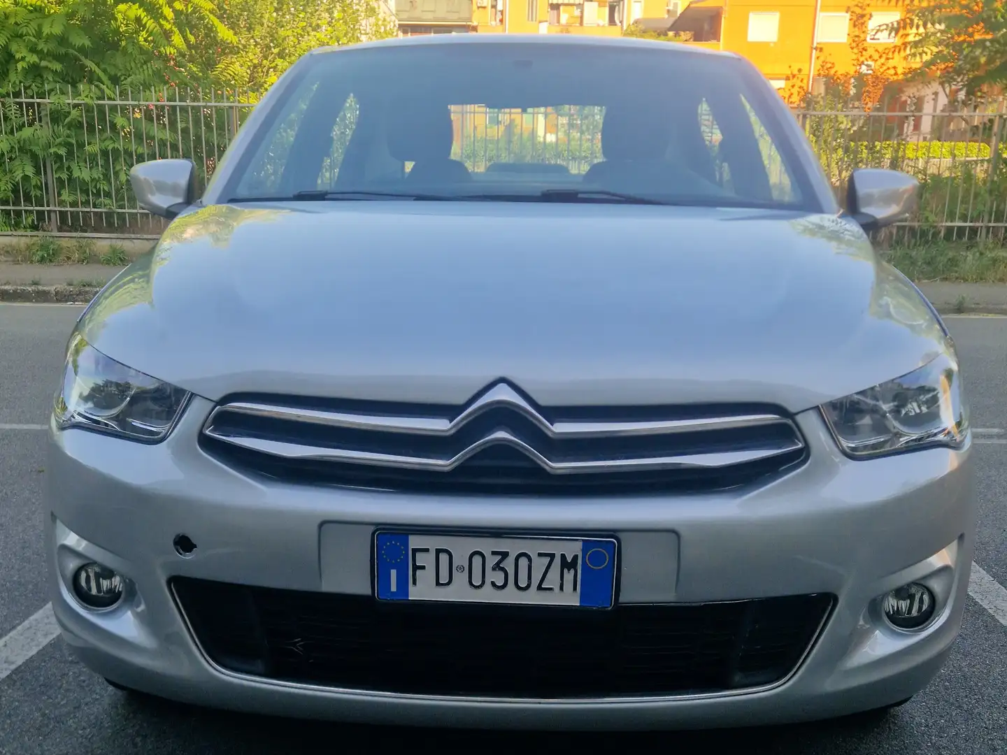 Citroen C4 C4-Elysee.1.6 hdi Feel 100cv Zilver - 1