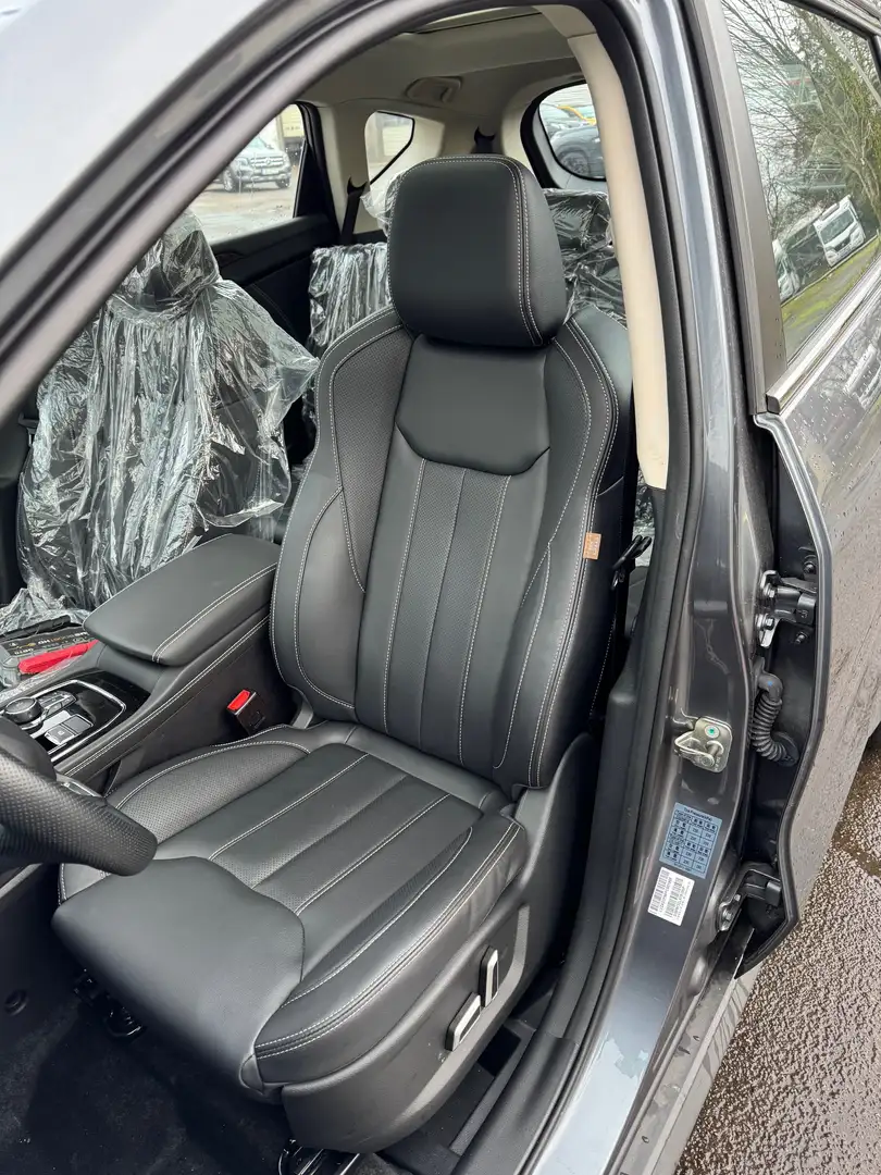 DFSK Fengon 580 Grau - 2