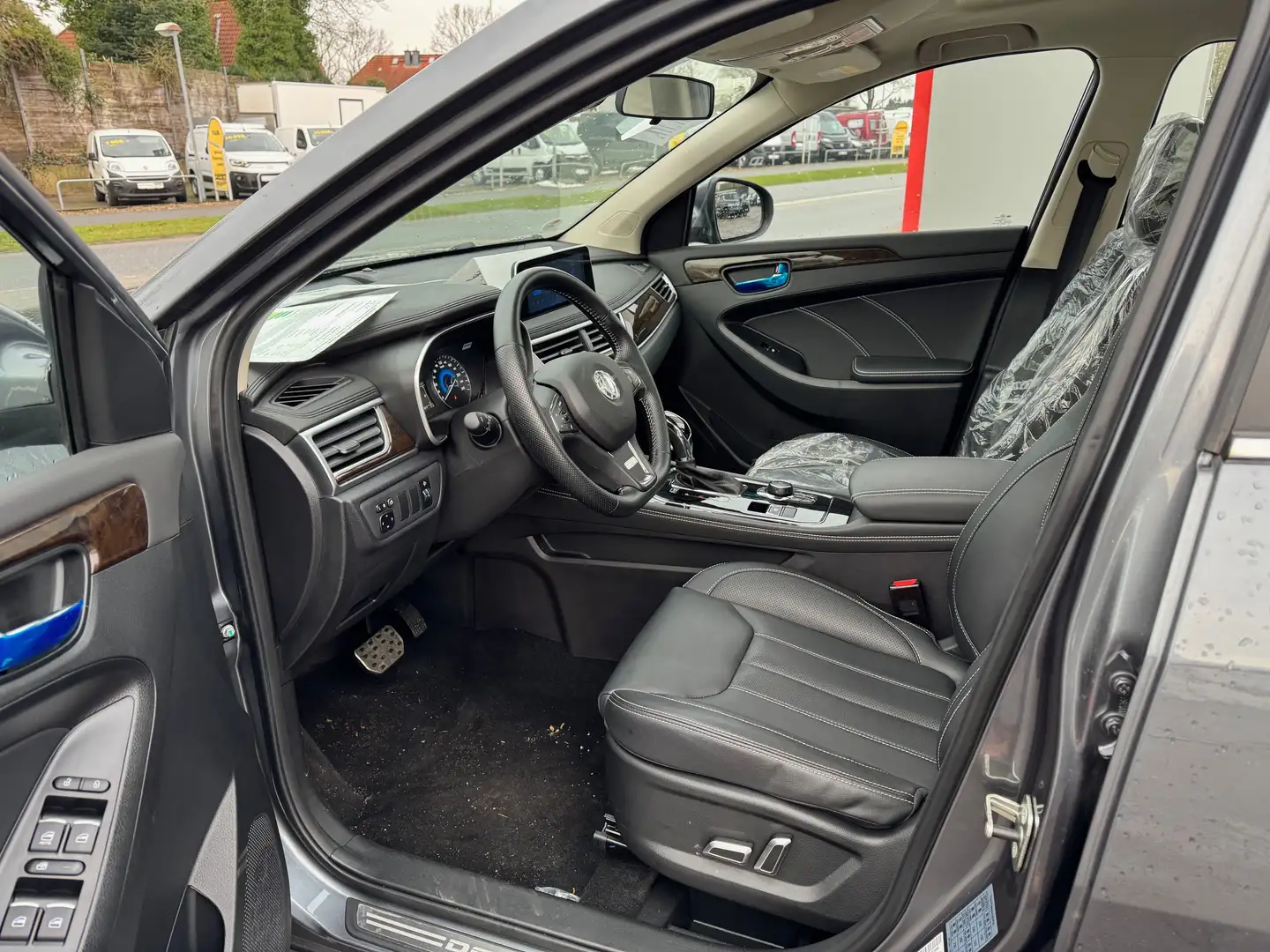 DFSK Fengon 580 Grau - 1