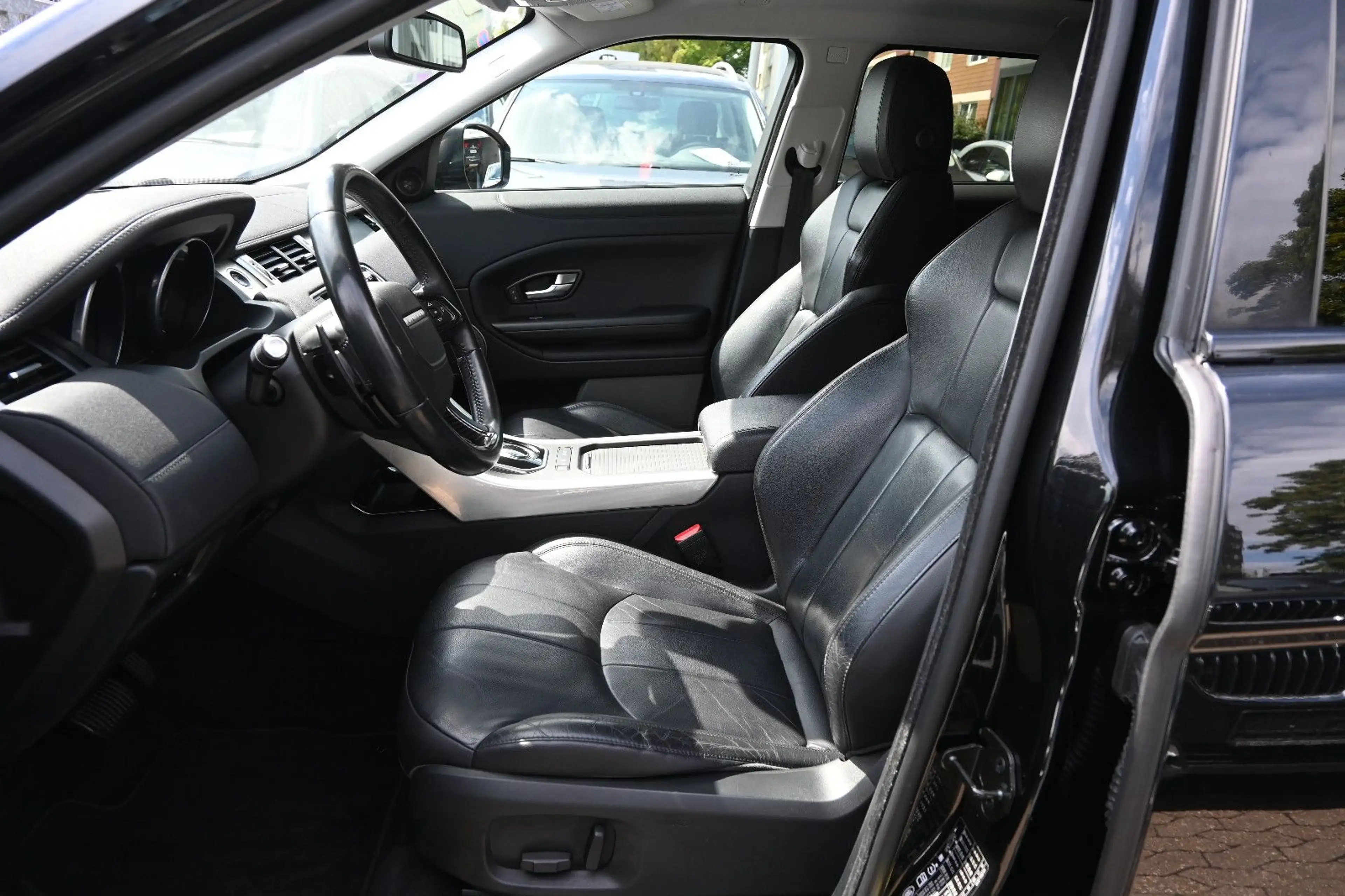 Land Rover Range Rover Evoque SE*Pano*Navi*Cam*Scheckheft — photo 9