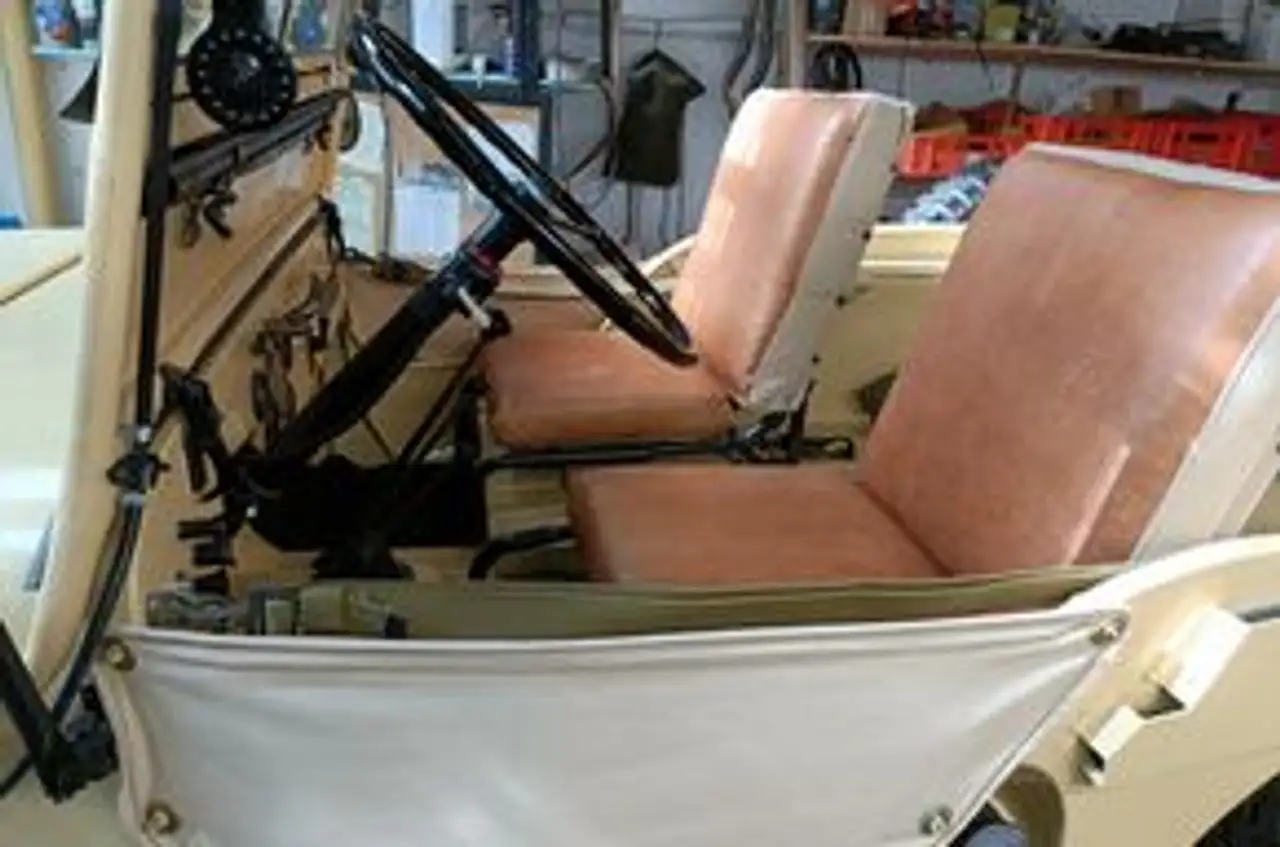 Jeep willys-- Oldtimer cj 2A, foto 8