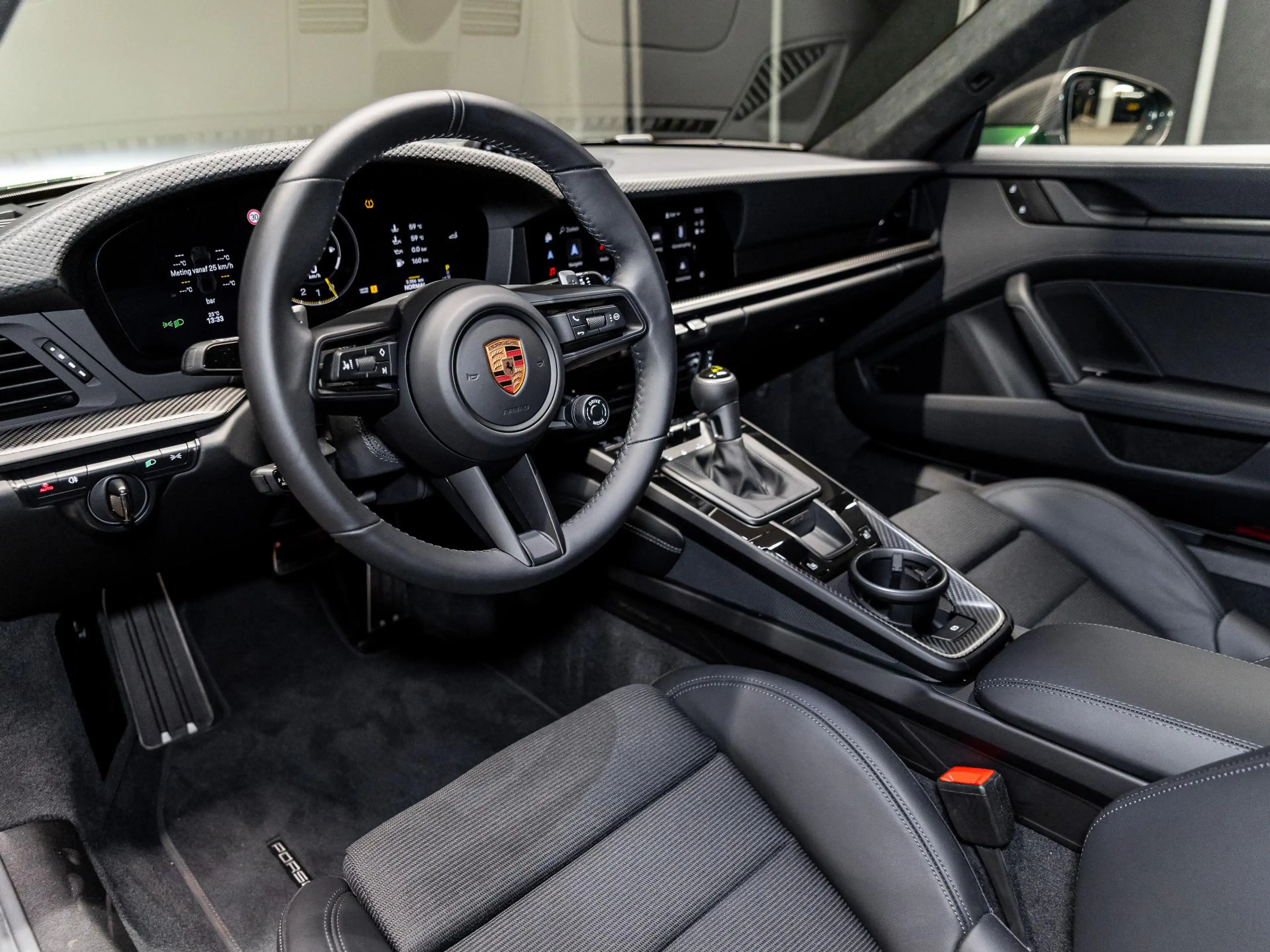 Porsche 992 4.0 GT3 Touring — photo 14
