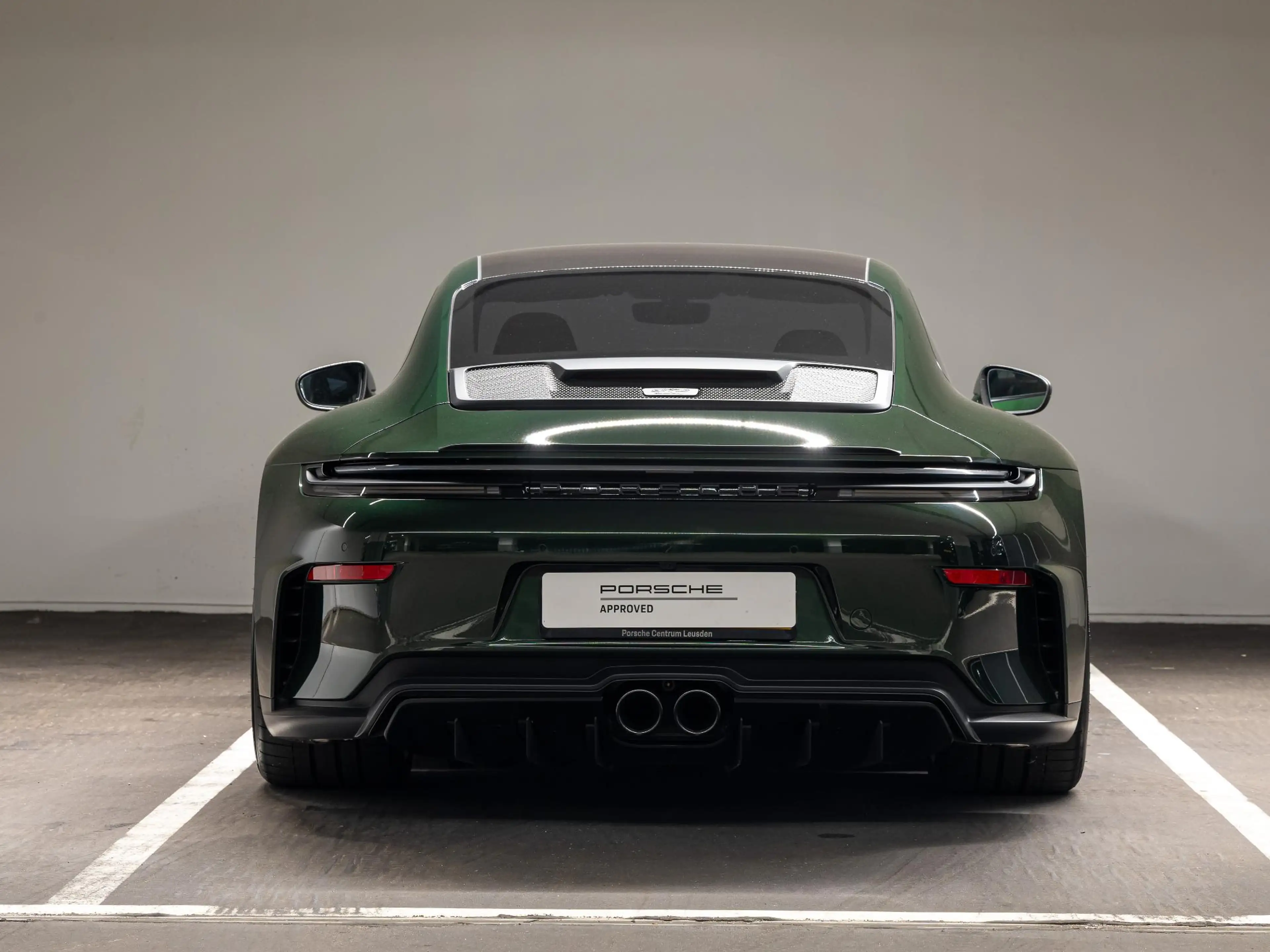 Porsche 992 4.0 GT3 Touring — photo 8