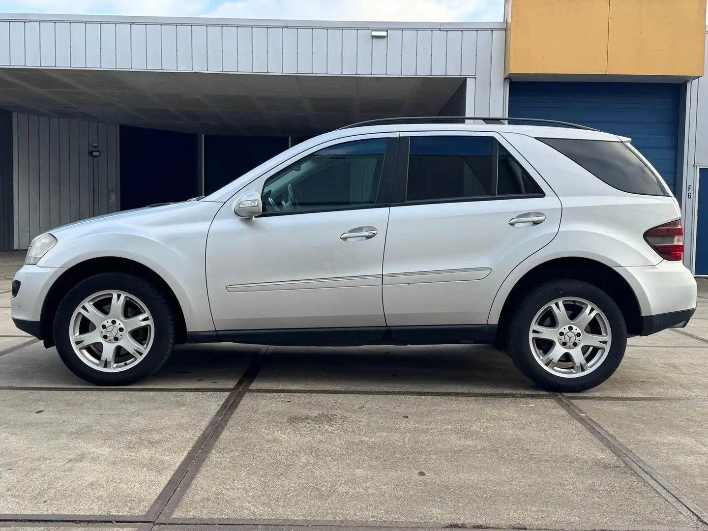 Mercedes-Benz ML 320 M-klasse CDI Grijs - 2