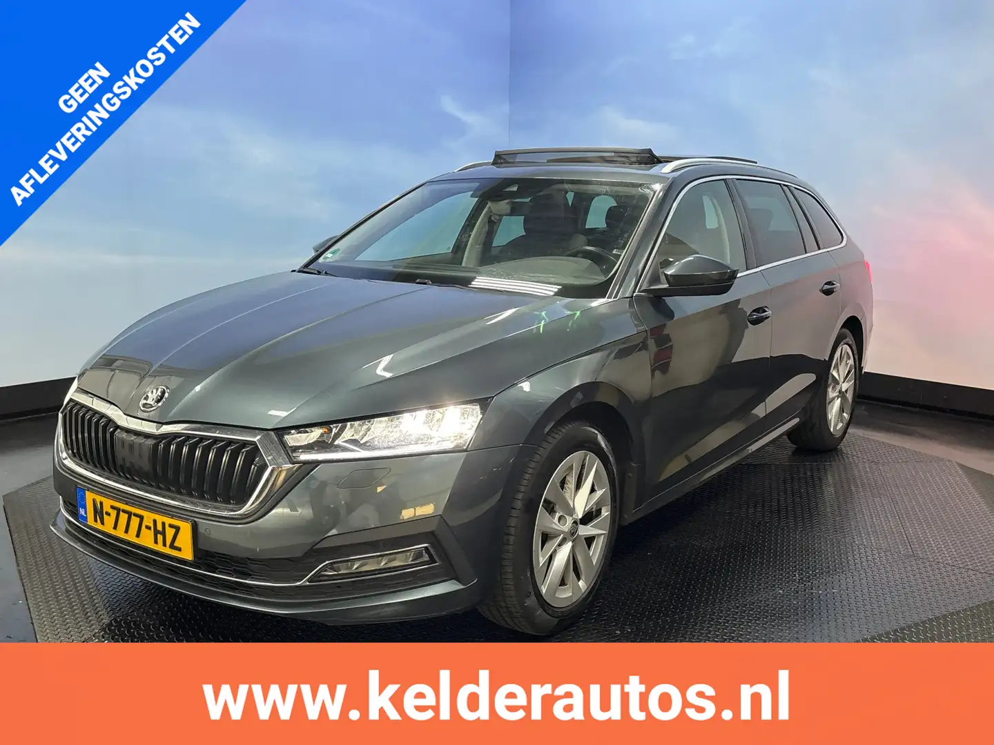 Skoda Octavia Combi 1.5 e-TSI Business Edition Navi | Pano |Clim Grijs - 1