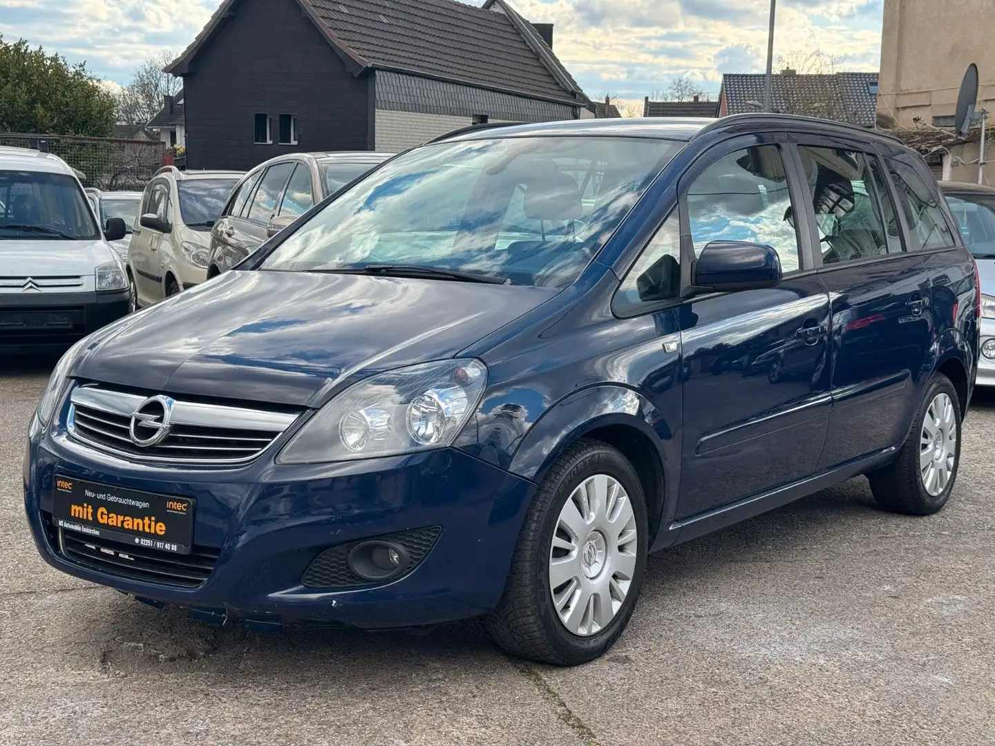 Opel Zafira B Family*MOTORSTEUERGERÄT DEFEKT* Bleu - 2