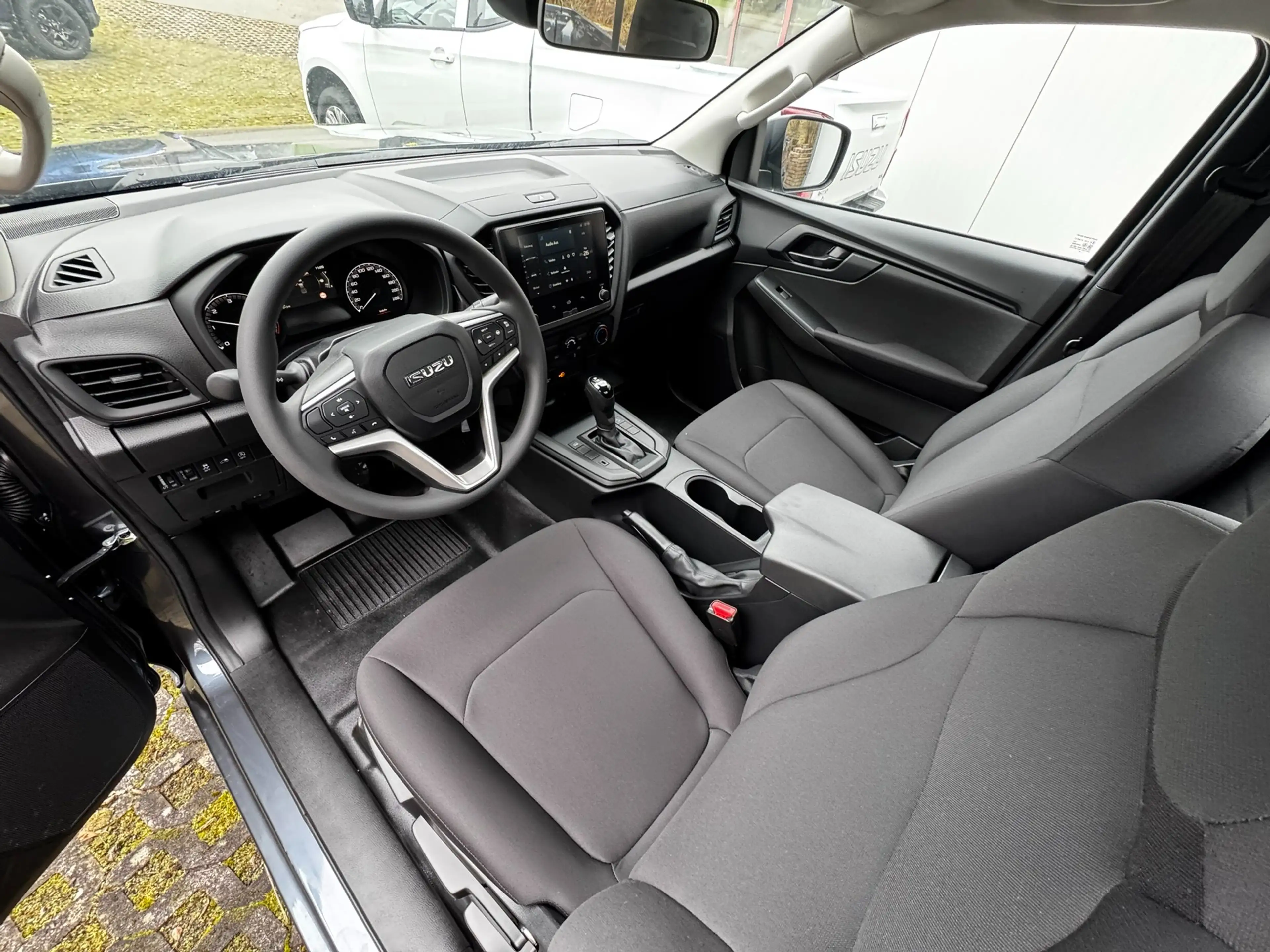 Isuzu D-Max Single Cab 4WD L — photo 12