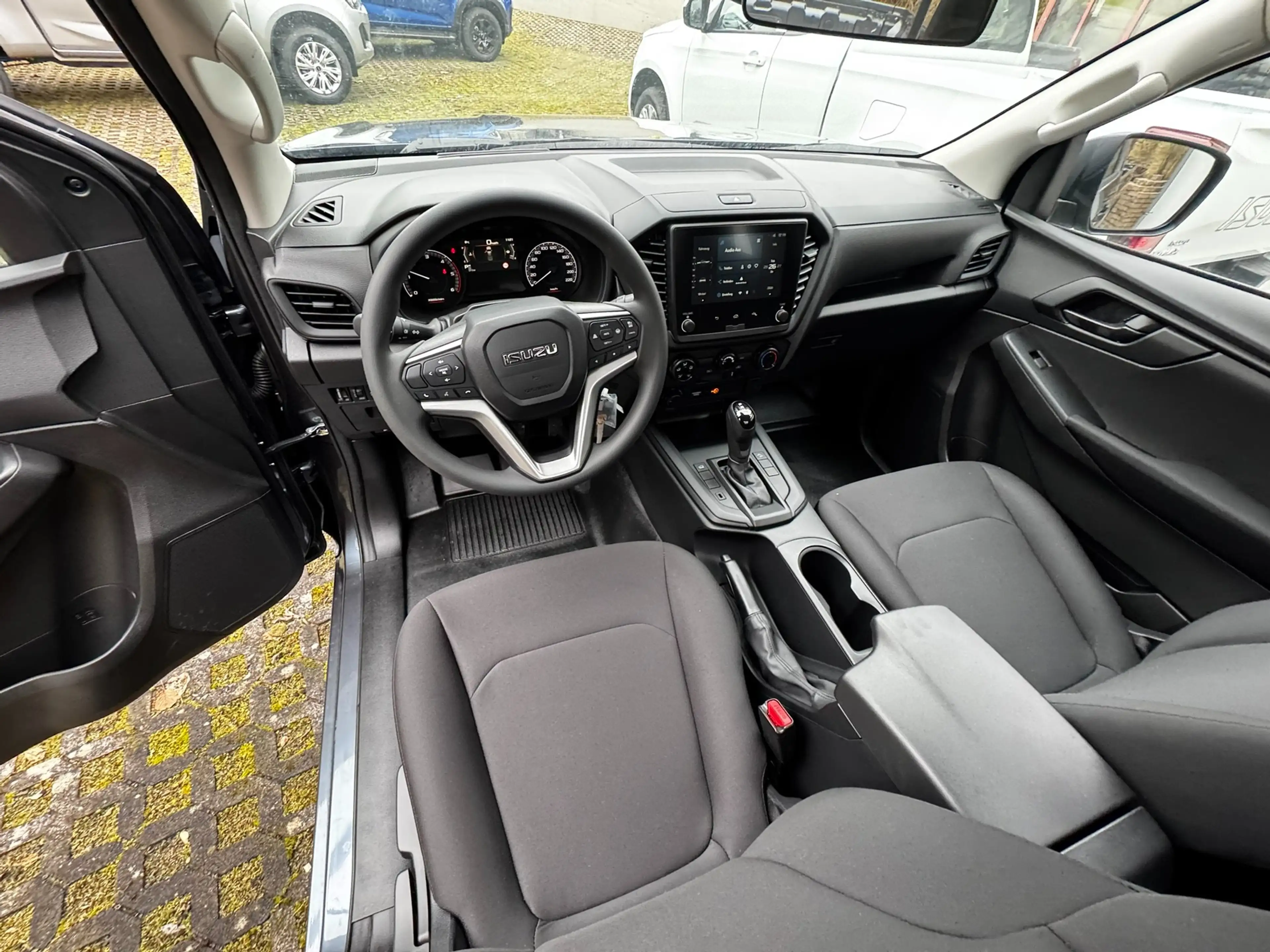 Isuzu D-Max Single Cab 4WD L — photo 13