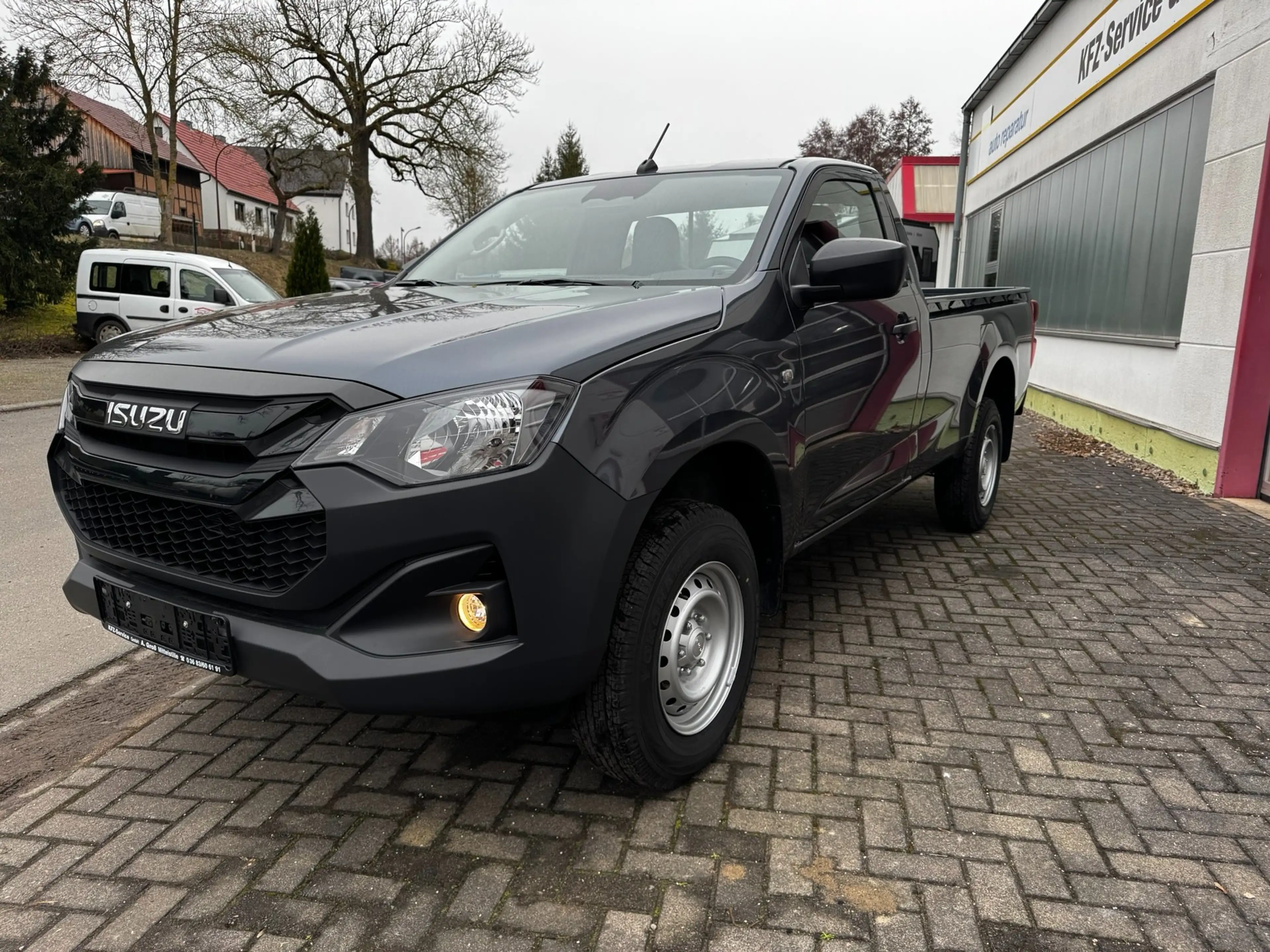 Isuzu D-Max Single Cab 4WD L — photo 3