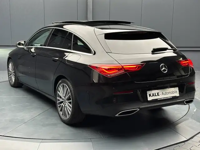 Mercedes-Benz Cla view 3