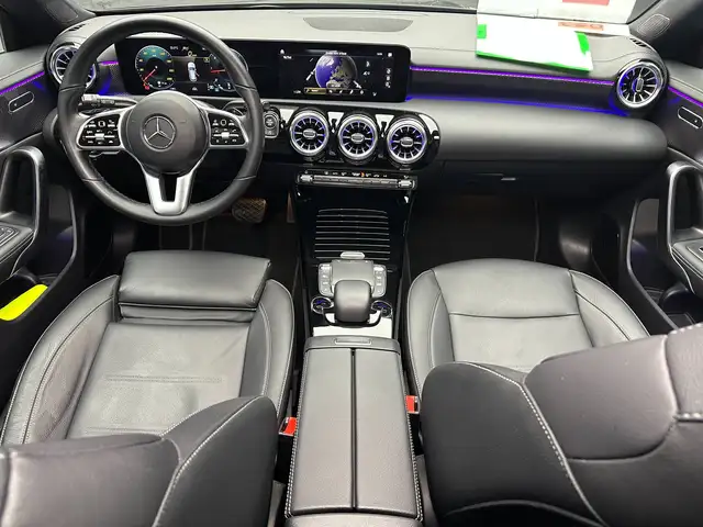 Mercedes-Benz Cla view 12