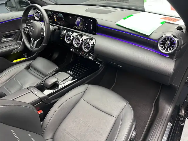 Mercedes-Benz Cla view 11