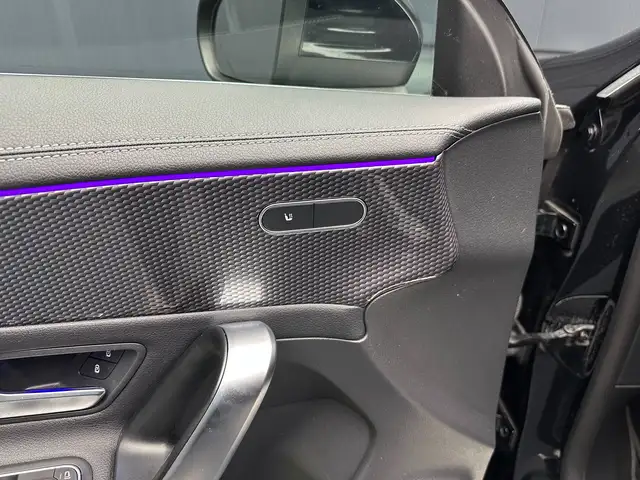Mercedes-Benz Cla view 14