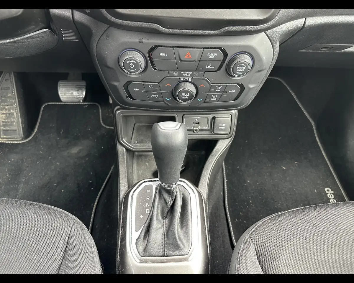 Jeep Renegade 1.5 Turbo T4 MHEV Limited, миниатюра 17