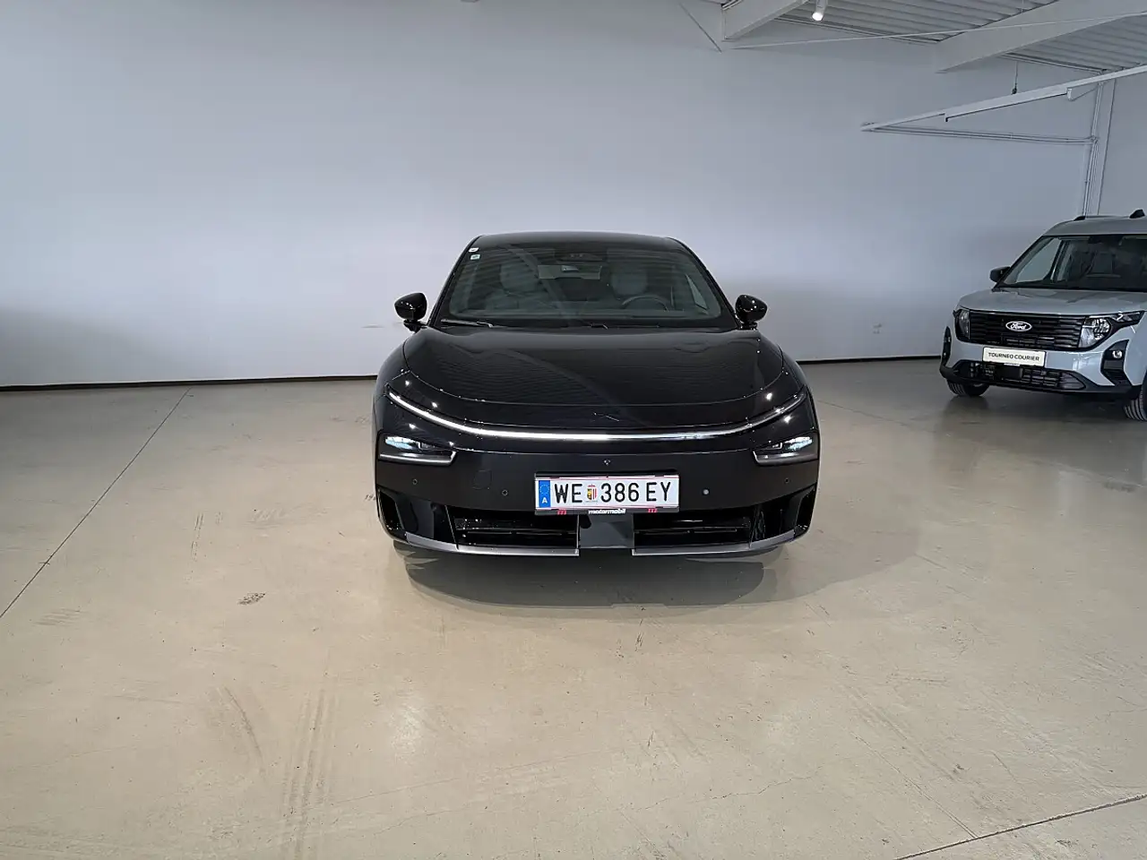 XPENG P7