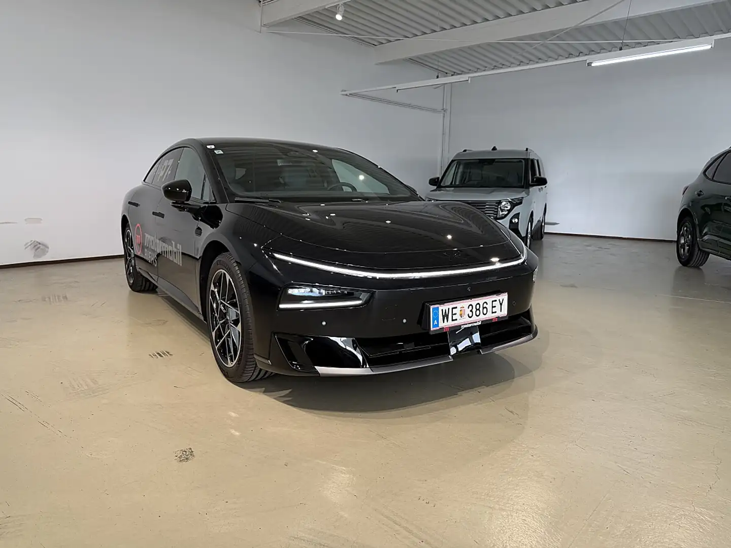 Xpeng P7 + Performance 74,9kWh AWD Schwarz - 2