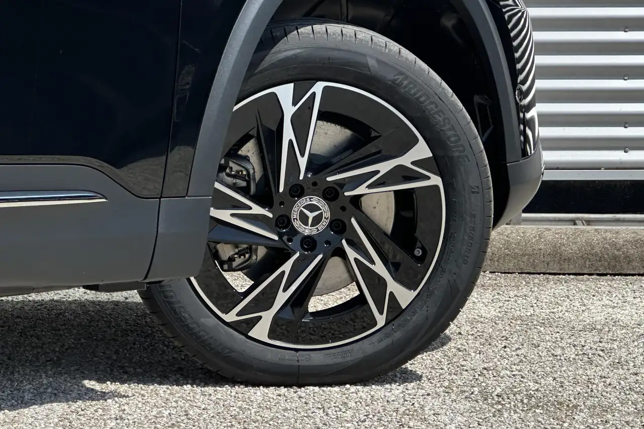 Mercedes-Benz GLB 2026