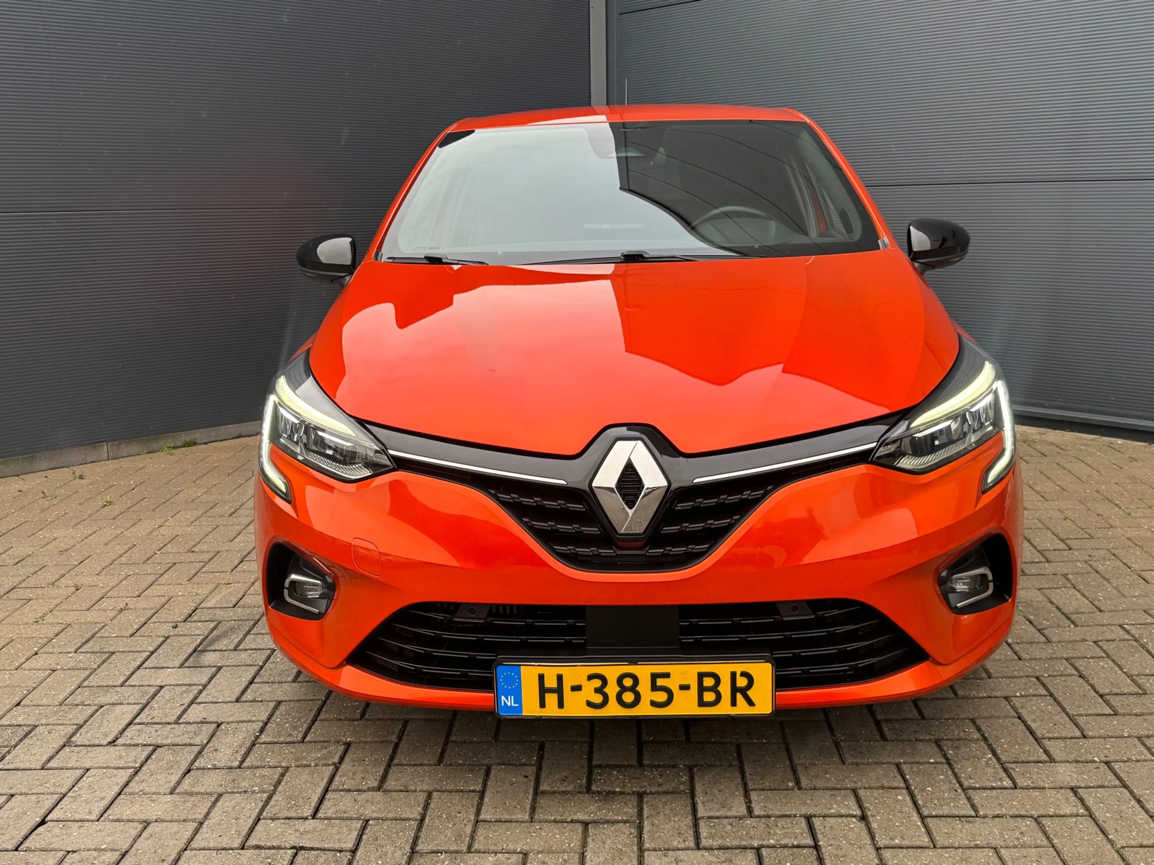 Renault Clio 1.0 TCe Intens / Facelift / Carplay / Led — photo 10