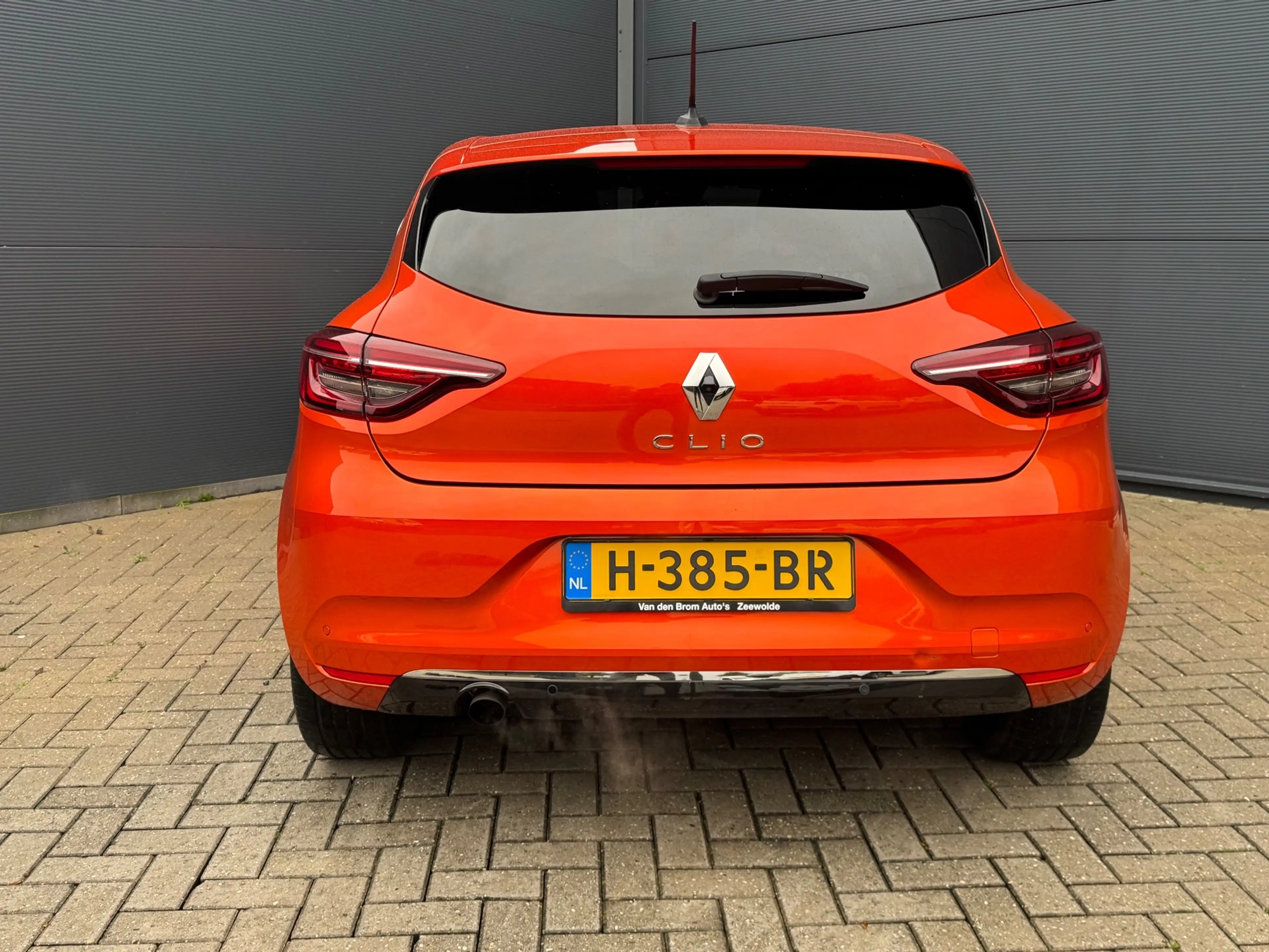 Renault Clio 1.0 TCe Intens / Facelift / Carplay / Led — photo 11