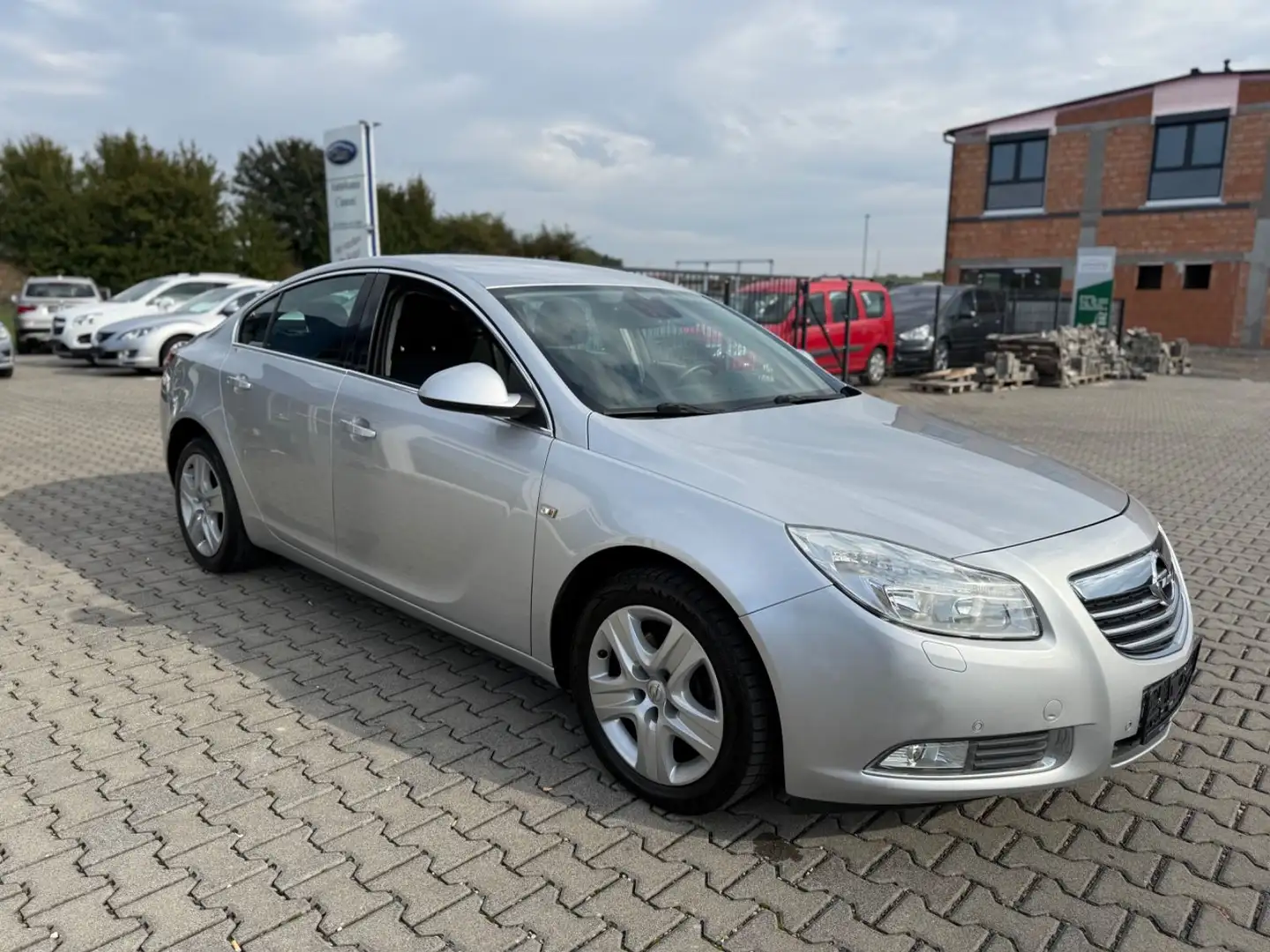 Opel Insignia A Lim. Edition**TüV NEU** Silber - 1