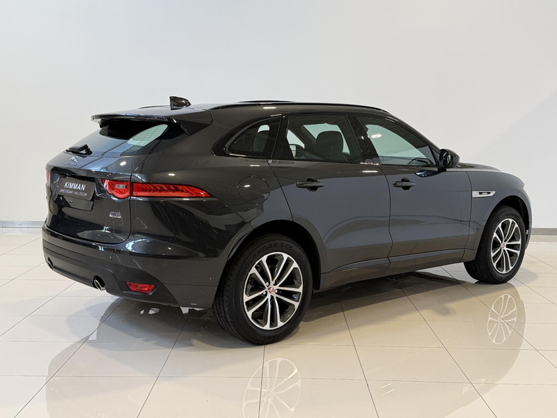 Jaguar F-Pace 2.0 Portfolio AWD 25t — photo 4