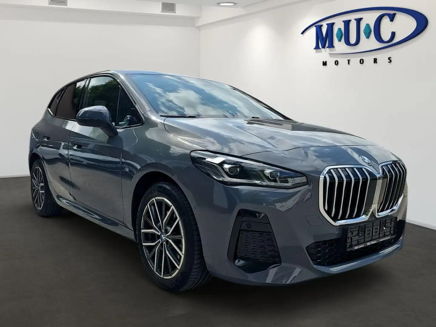 BMW ActiveTourer 225e xDrive M Sport~Neuwertig~Leder Gri - 2