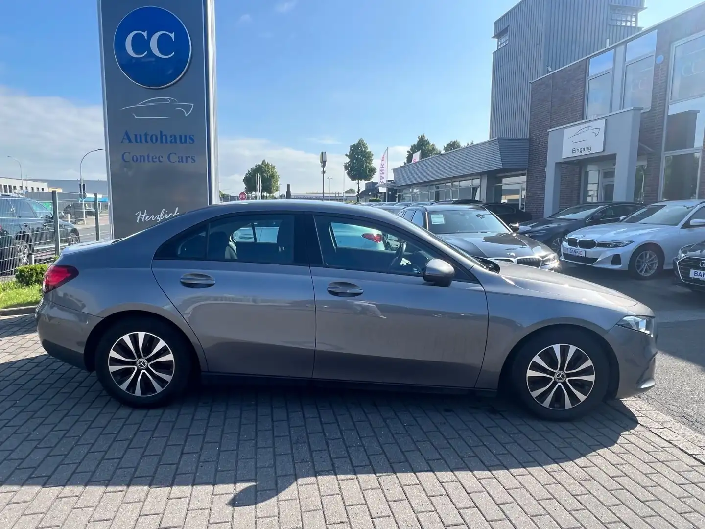 Mercedes-Benz A 180 A 180d Limousine Digi+Agility+Media+Park+STHZ Gris - 1