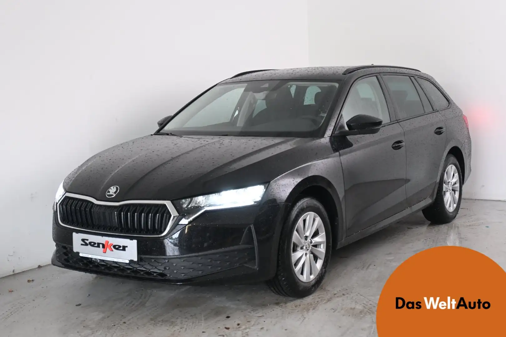 Skoda Octavia Essence TSI Negro - 1