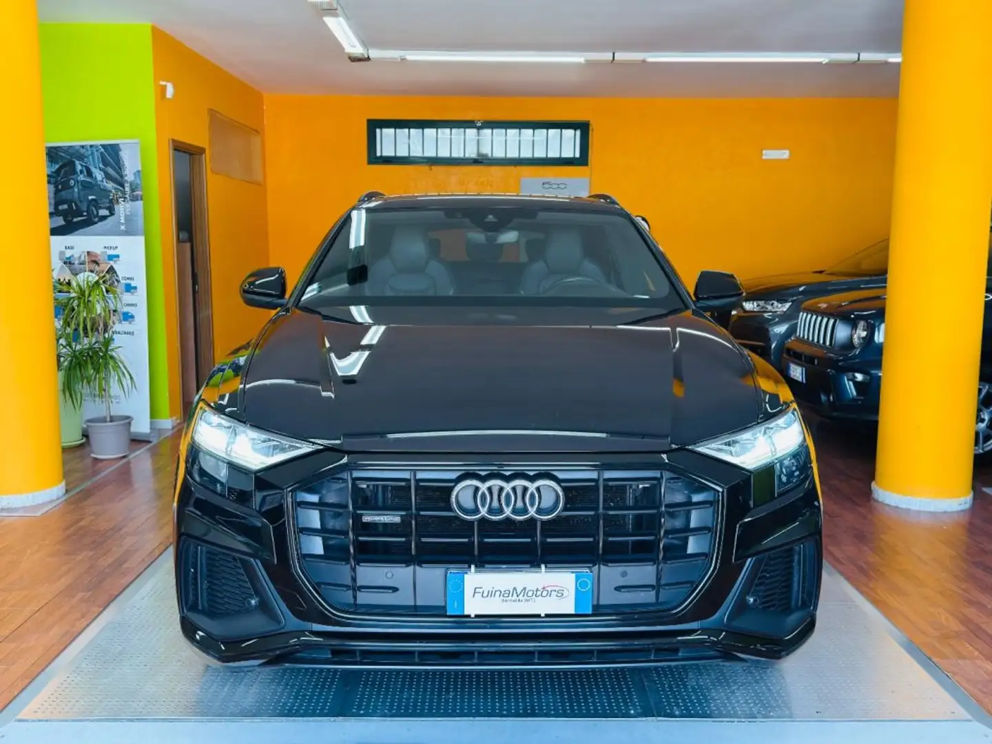 Audi Q8 50 TDI 286 CV quattro tiptronic Sport Pack S-Line Schwarz - 2