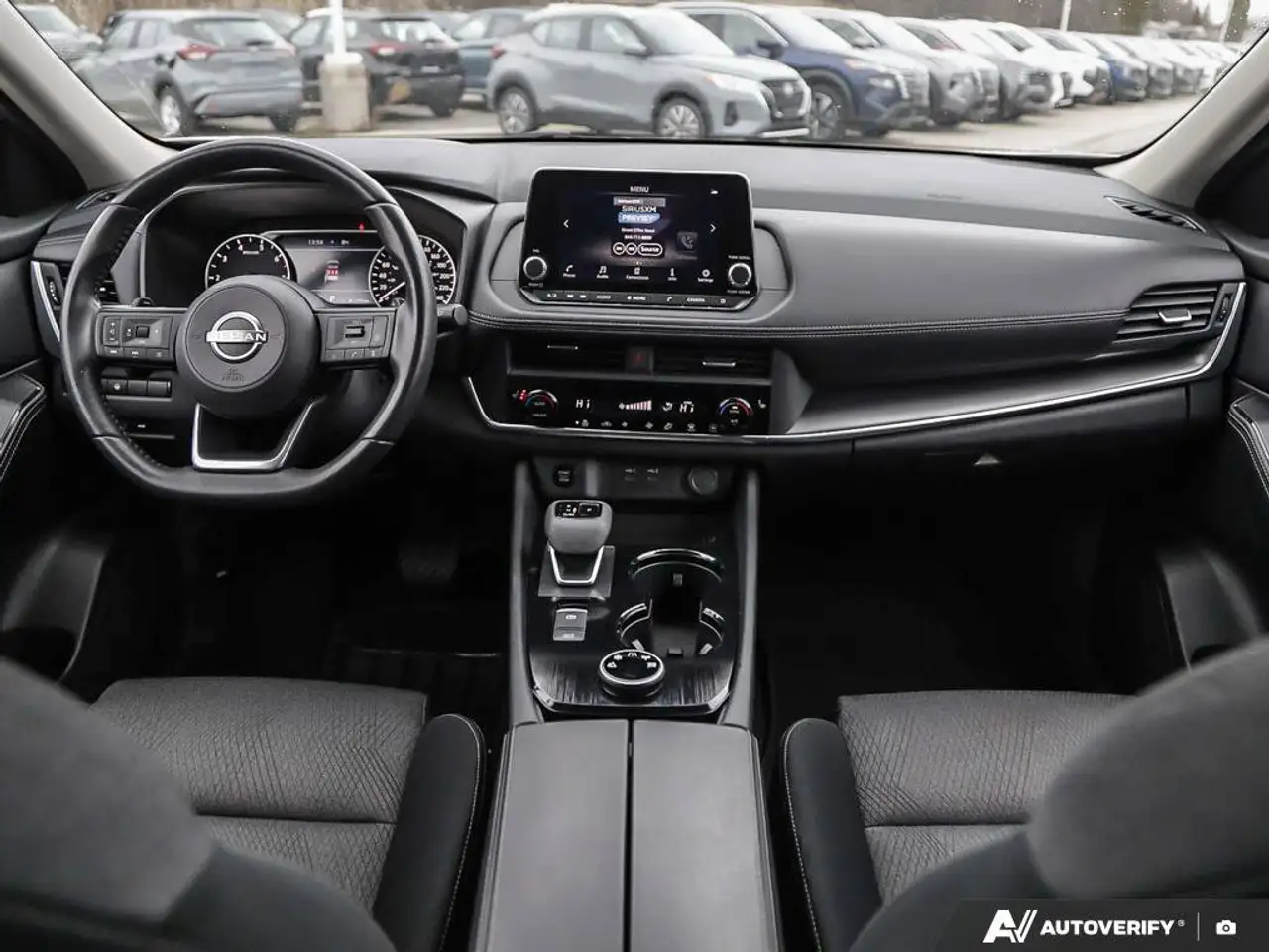 Nissan Rogue photo Nissan Rogue