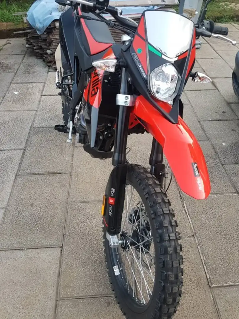 Aprilia RX 125 Rojo - 1