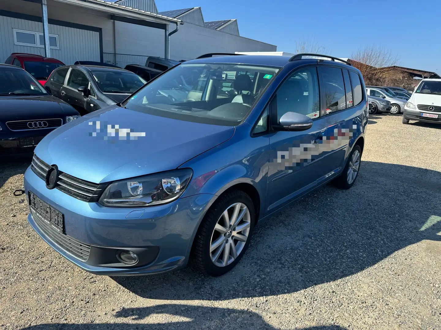 Volkswagen Touran Comfortline BMT Azul - 1