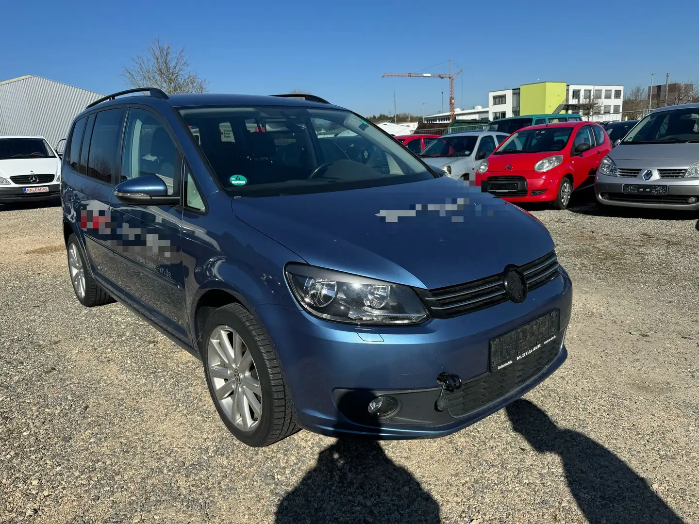 Volkswagen Touran Comfortline BMT Azul - 2