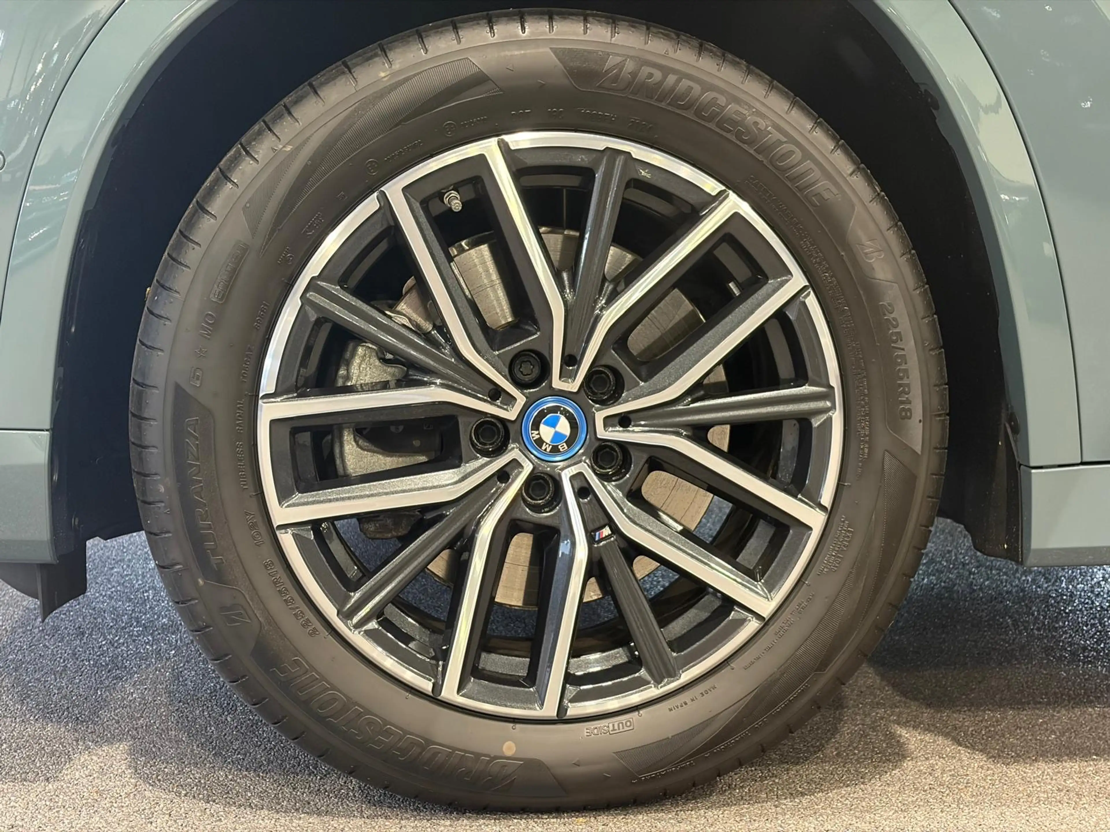 BMW X1 xDrive30e M-Sport | Panorama | HUD | 360 Camera — photo 16