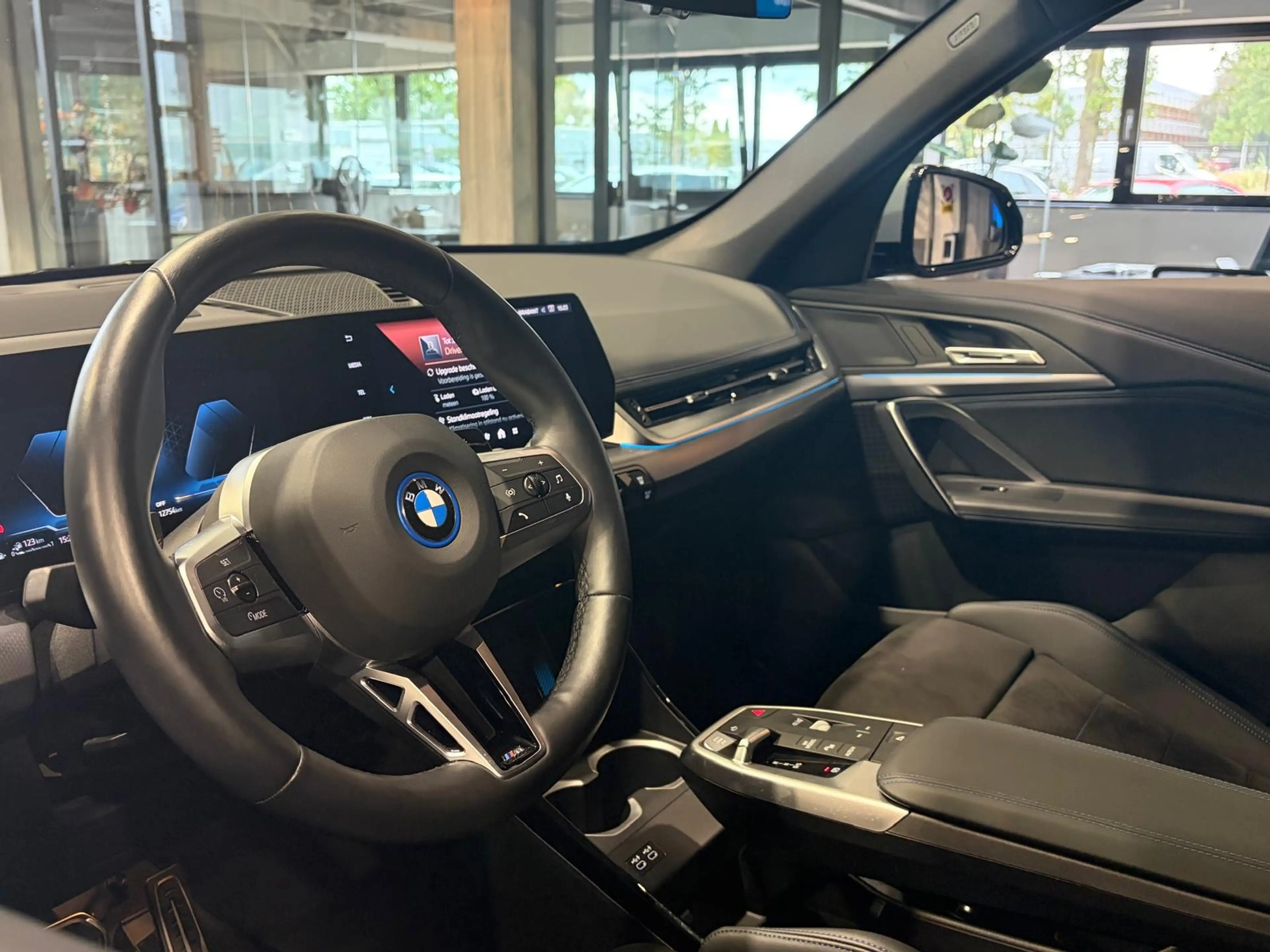 BMW X1 xDrive30e M-Sport | Panorama | HUD | 360 Camera — photo 6