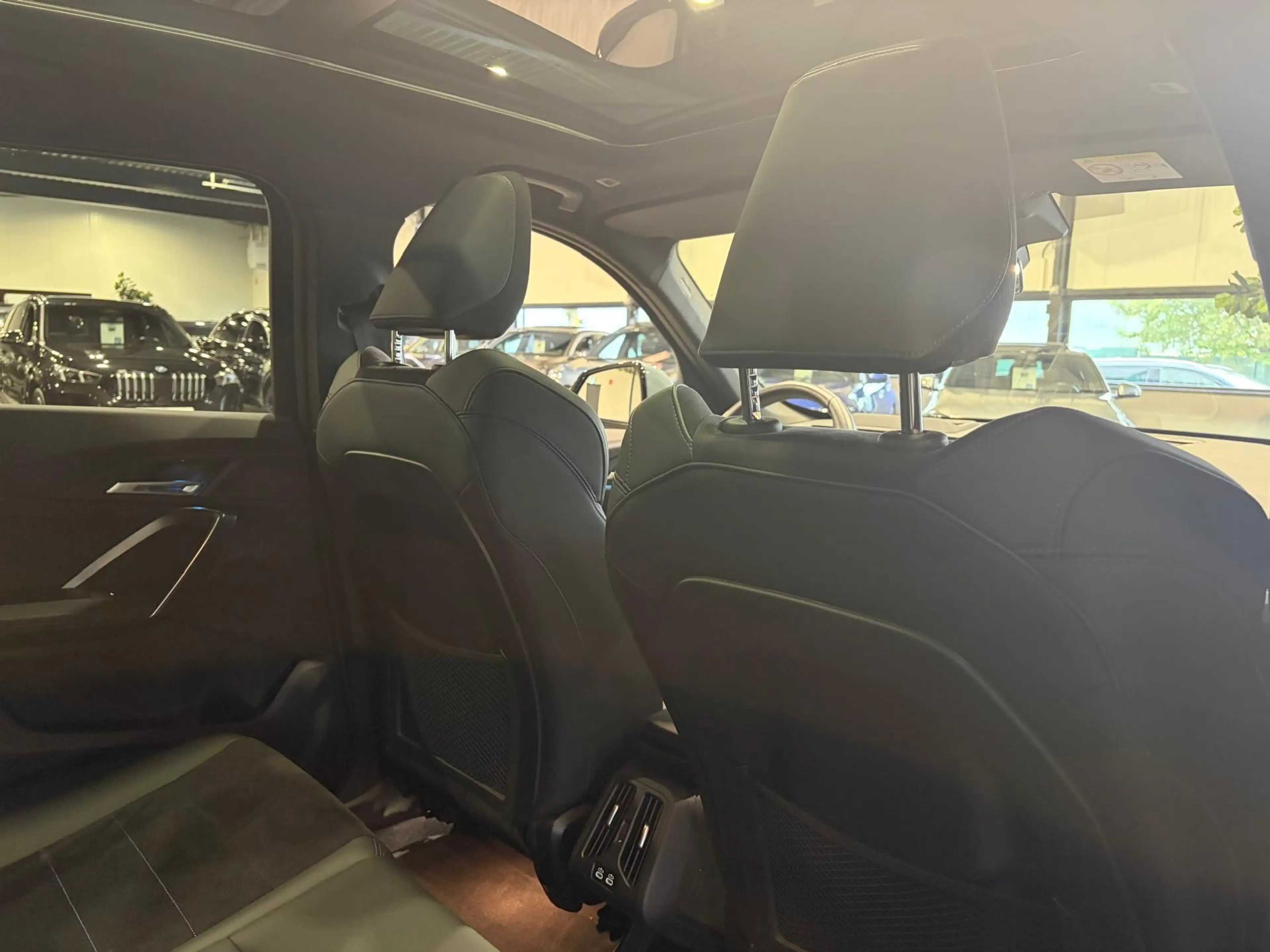 BMW X1 xDrive30e M-Sport | Panorama | HUD | 360 Camera — photo 23