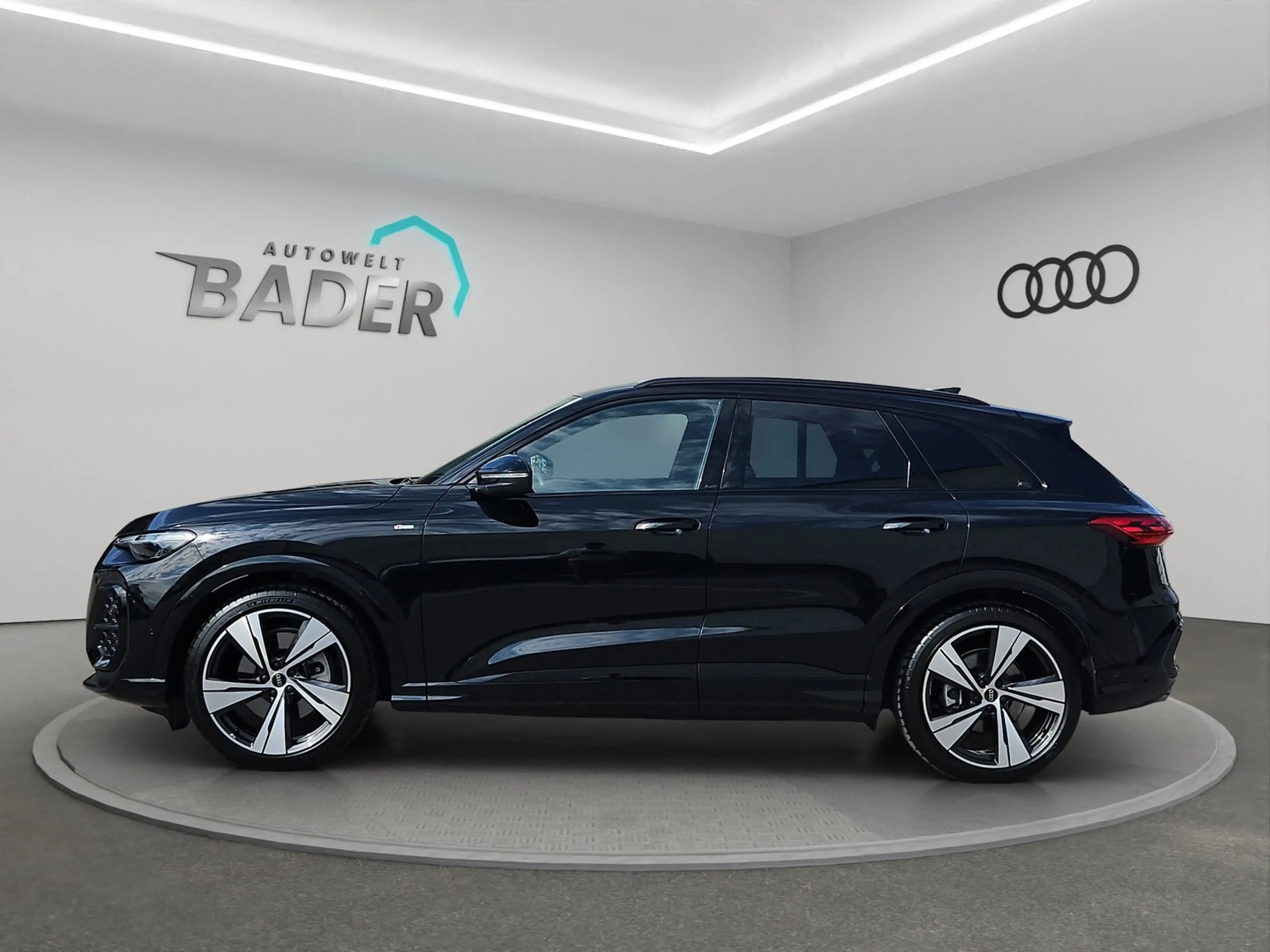 Audi Q5 2.0 TDI qu. S-Line Matrix HUD Luft B&O — photo 3