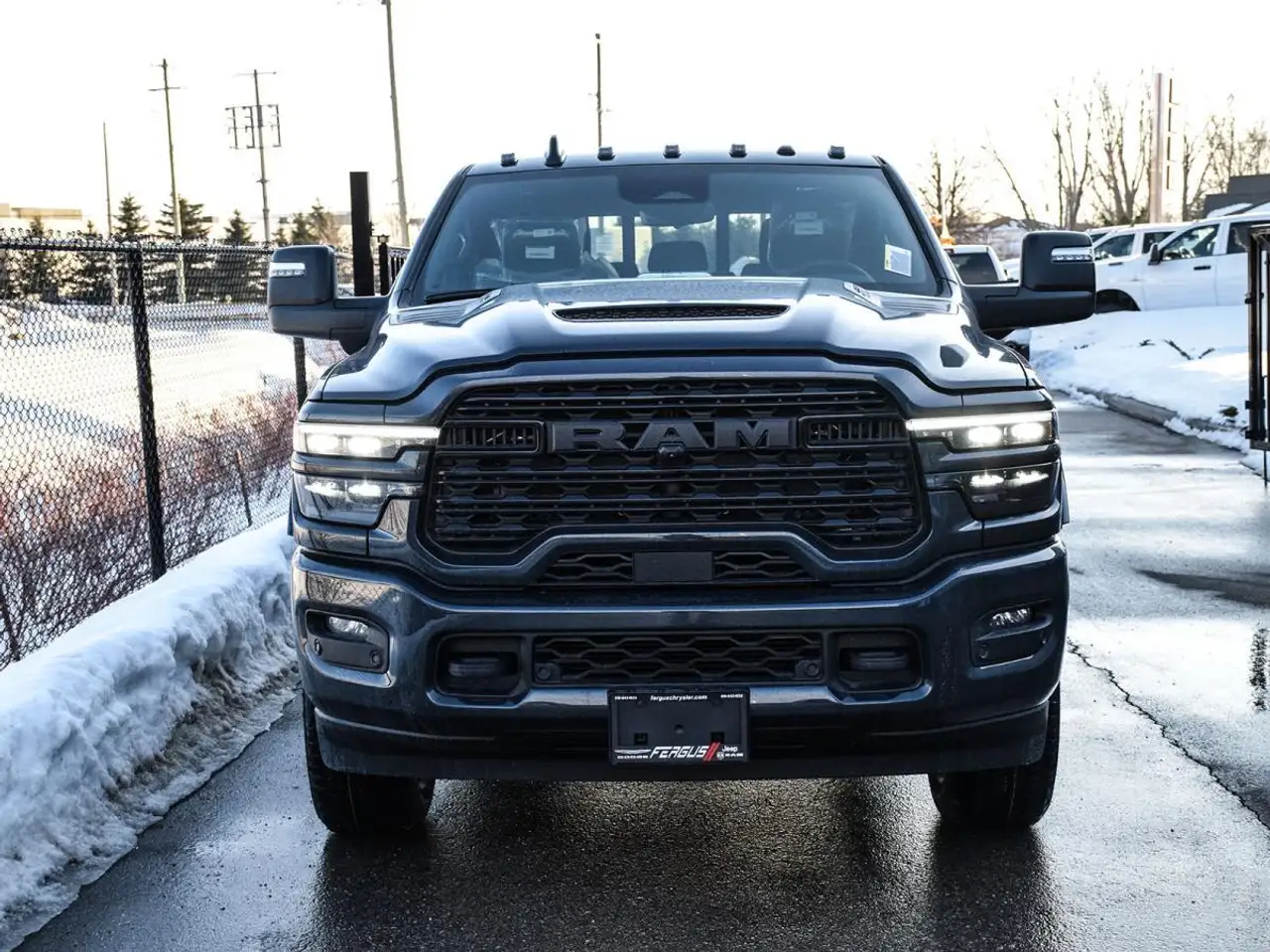 RAM 2500 снимка RAM 2500