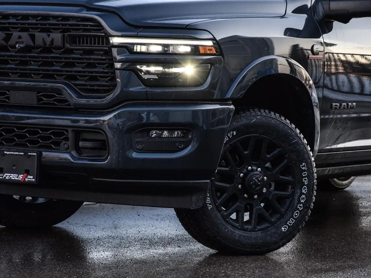 RAM 2500 снимка RAM 2500