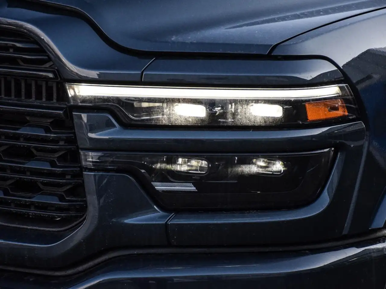 RAM 2500 снимка RAM 2500