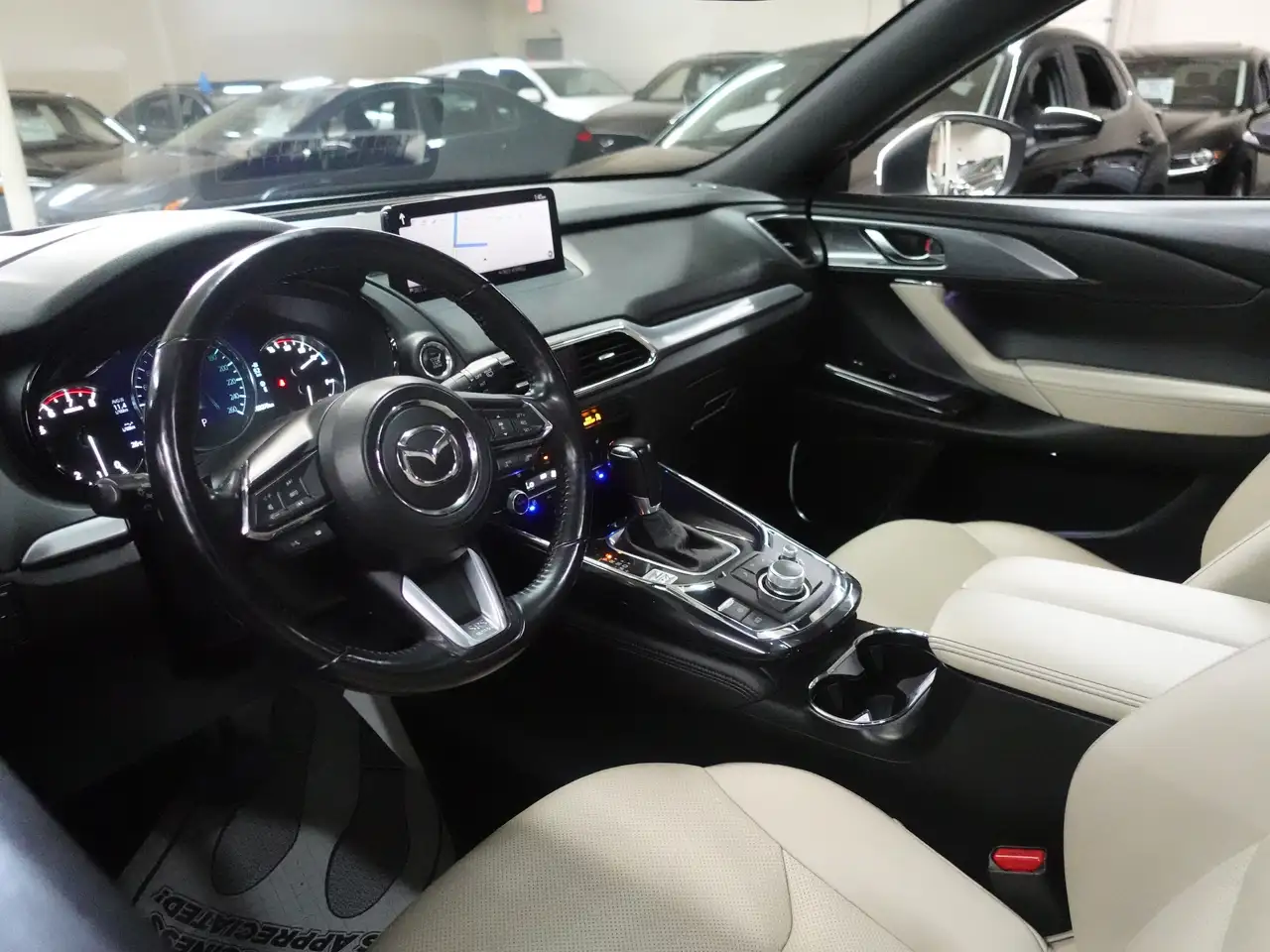 Mazda CX-9 снимка Mazda CX-9