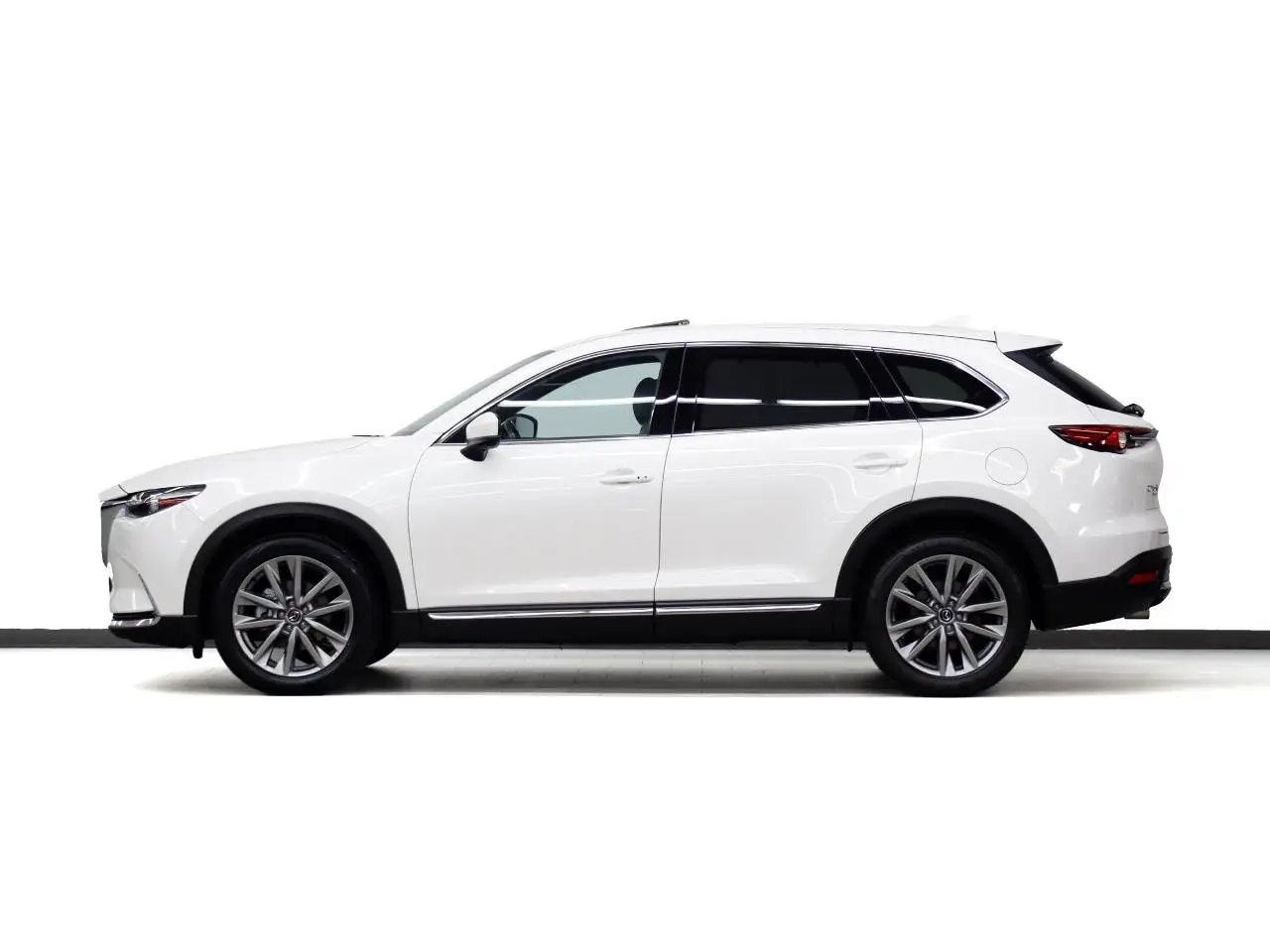 Mazda CX-9 снимка Mazda CX-9