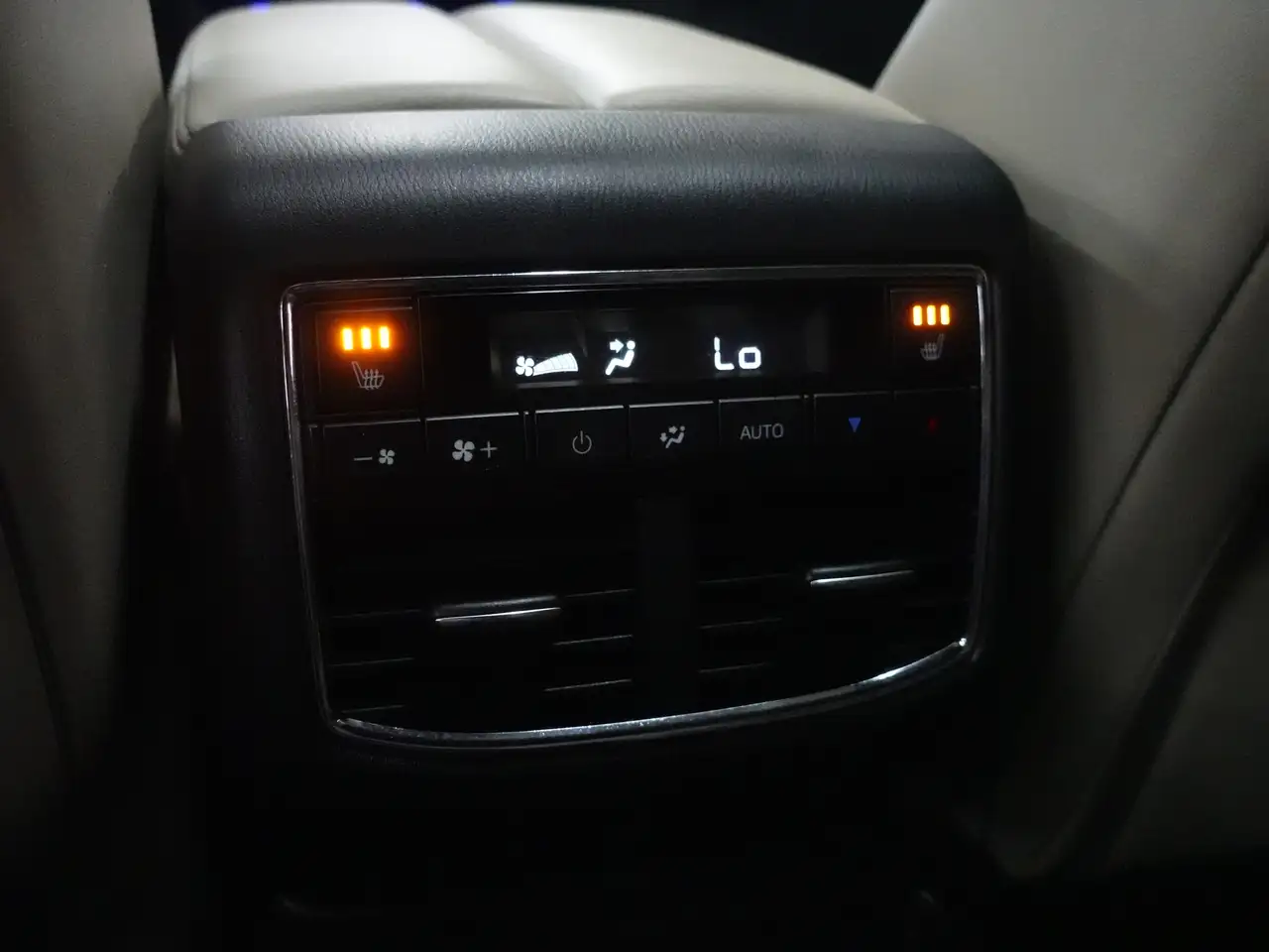 Mazda CX-9 снимка Mazda CX-9