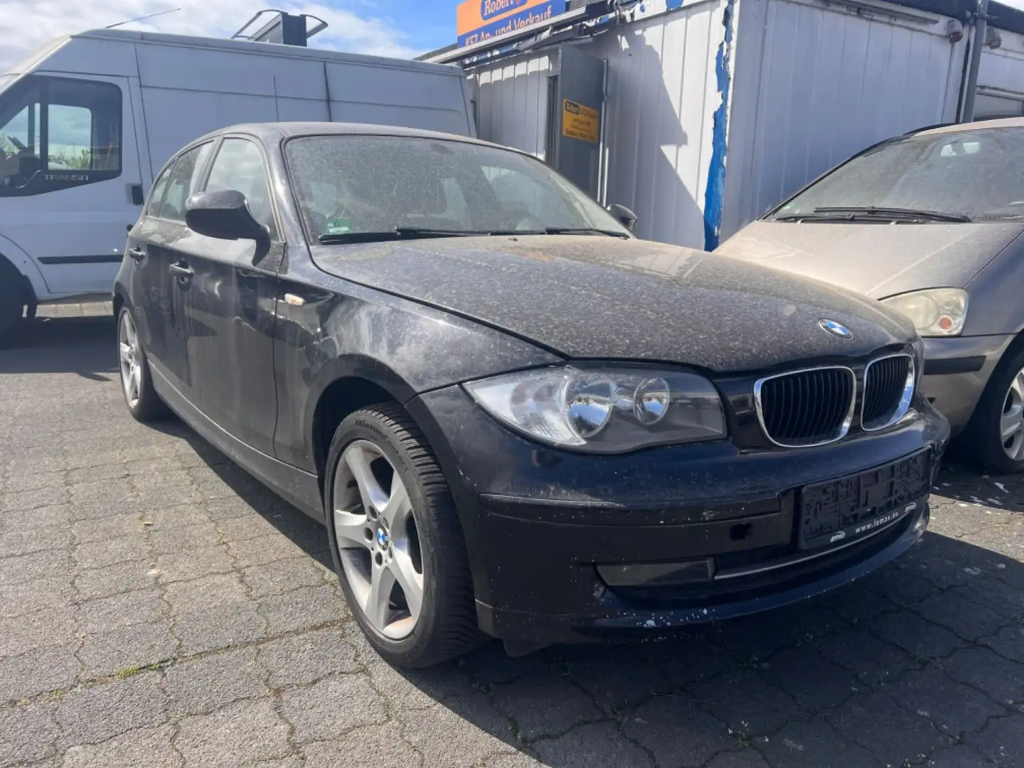 BMW 116 i Sport Motorschaden Schwarz - 1