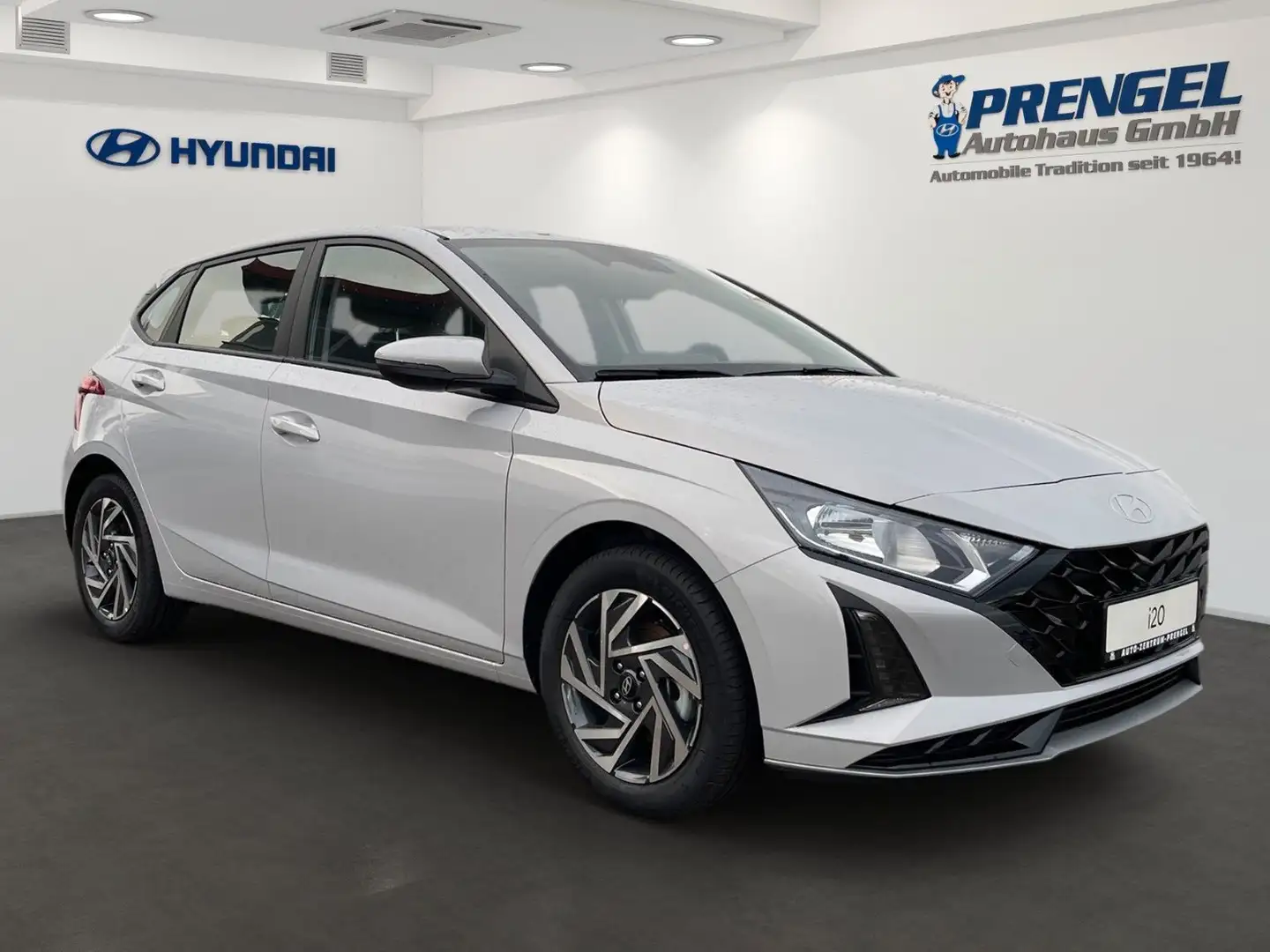 Hyundai i20 FL 1.0 DCT Trend Navi/SHZ/GRA/Klima/Alu Grijs - 2