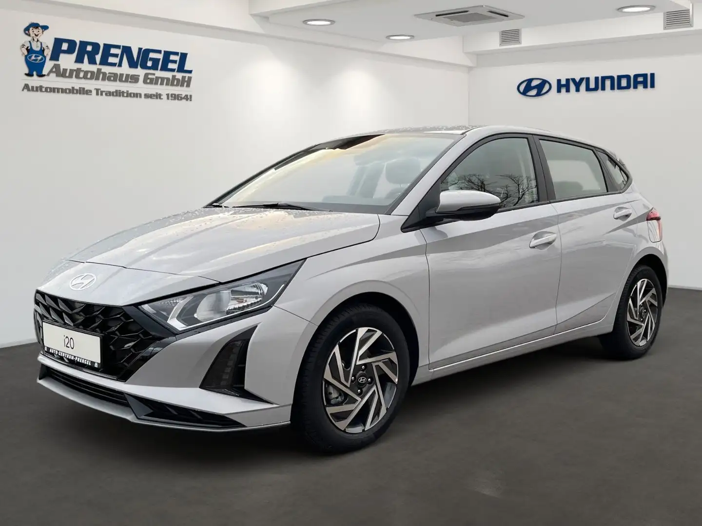 Hyundai i20 FL 1.0 DCT Trend Navi/SHZ/GRA/Klima/Alu Grijs - 1